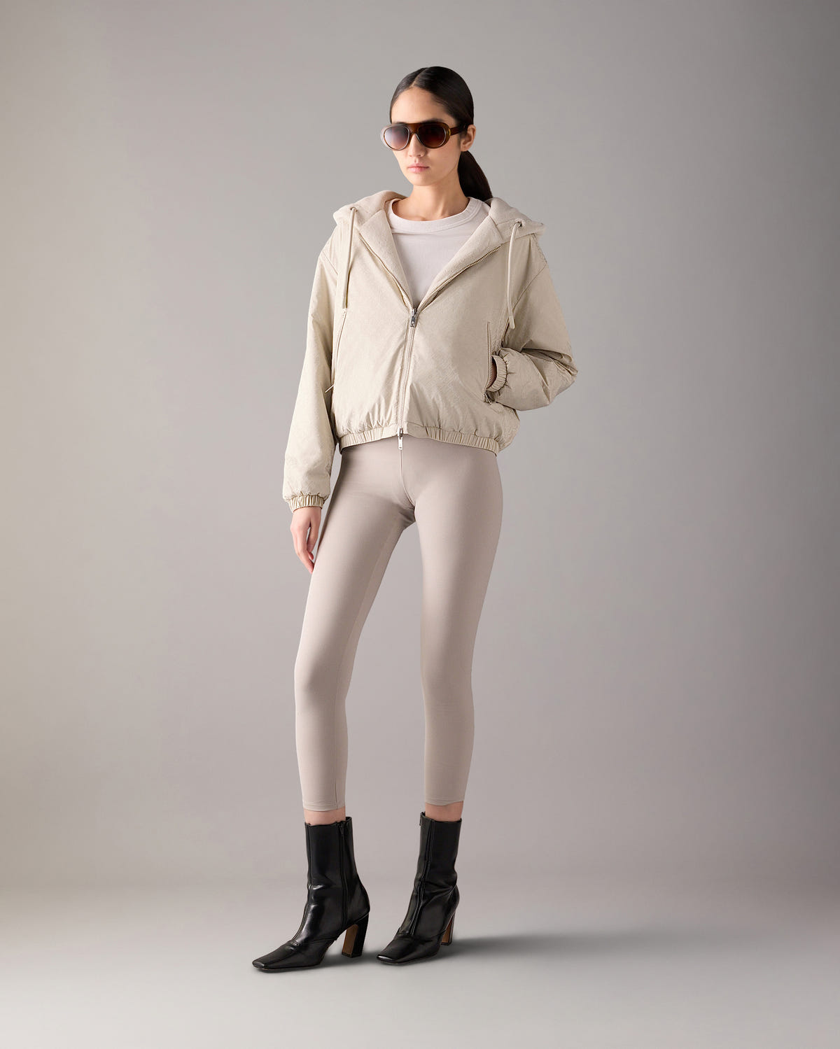 Moose Knuckles - M34LS652H - Eaton Bunny Reversible Hoodie - WOMENS -  - Detail3