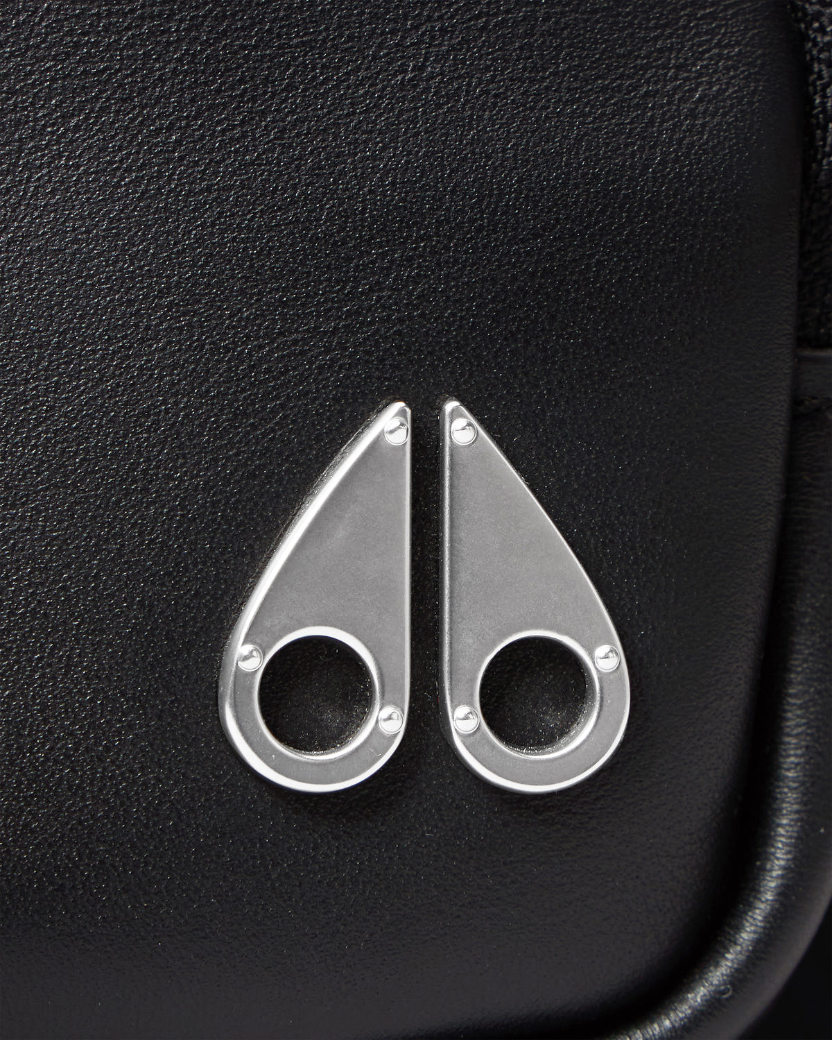 Moose Knuckles - M34MA522 - Logo Waist Bag - ACCESSORIES - Black - Detail1