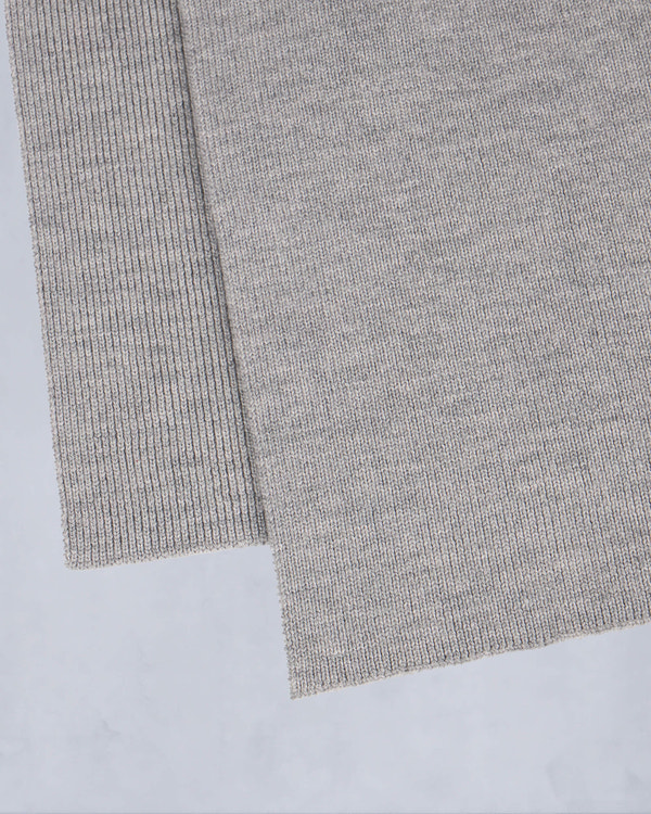 Moose Knuckles Accessories Parnis Unisex Scarf Stone M34MA526 Detail2