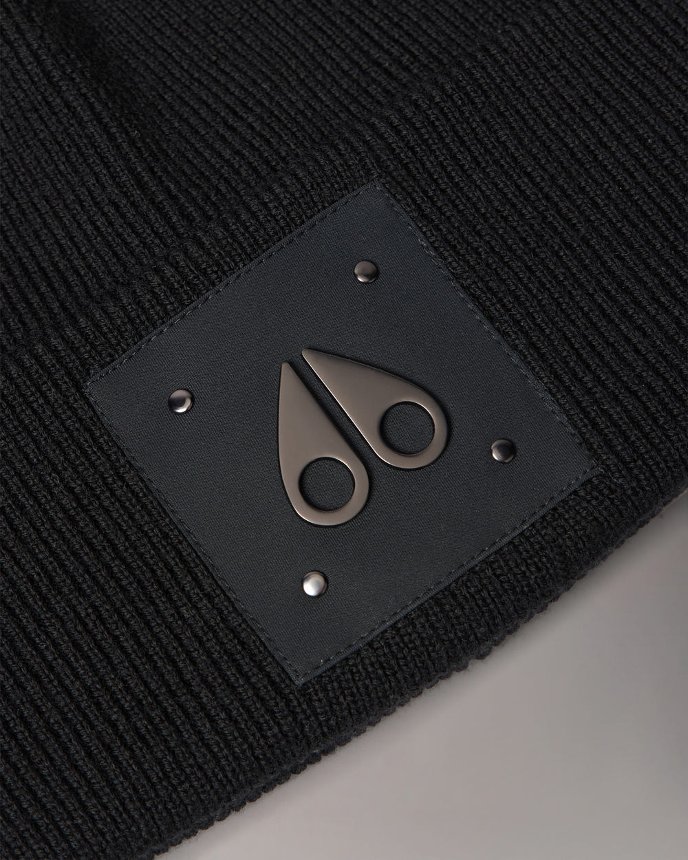 Moose Knuckles - M34MA574 - Logo Icon Wool Beanie - ACCESSORIES - Black - Detail1