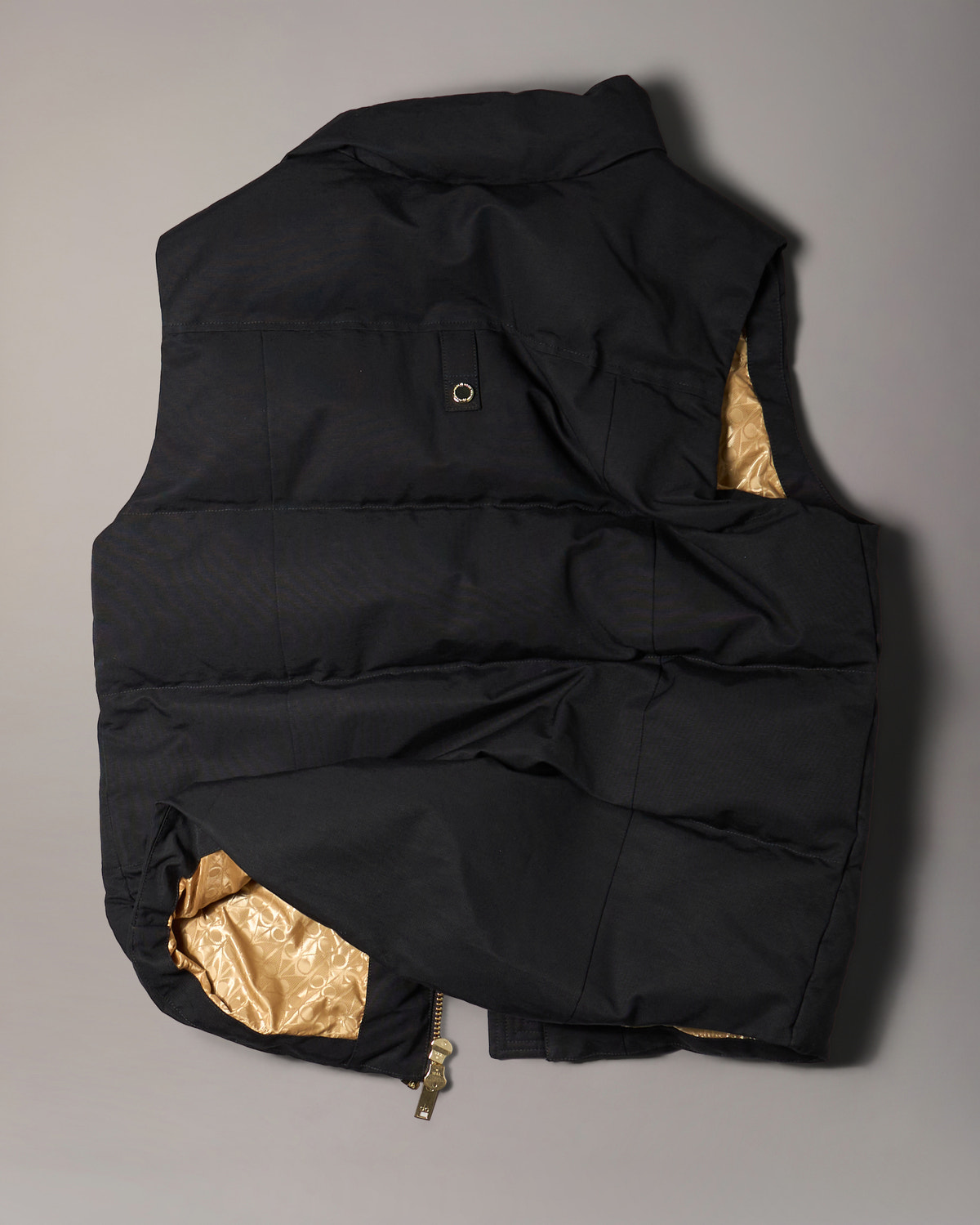 Moose Knuckles - M34MV474G - GOLD SERIES WESTMOUNT VEST - MENS - Black - Detail10