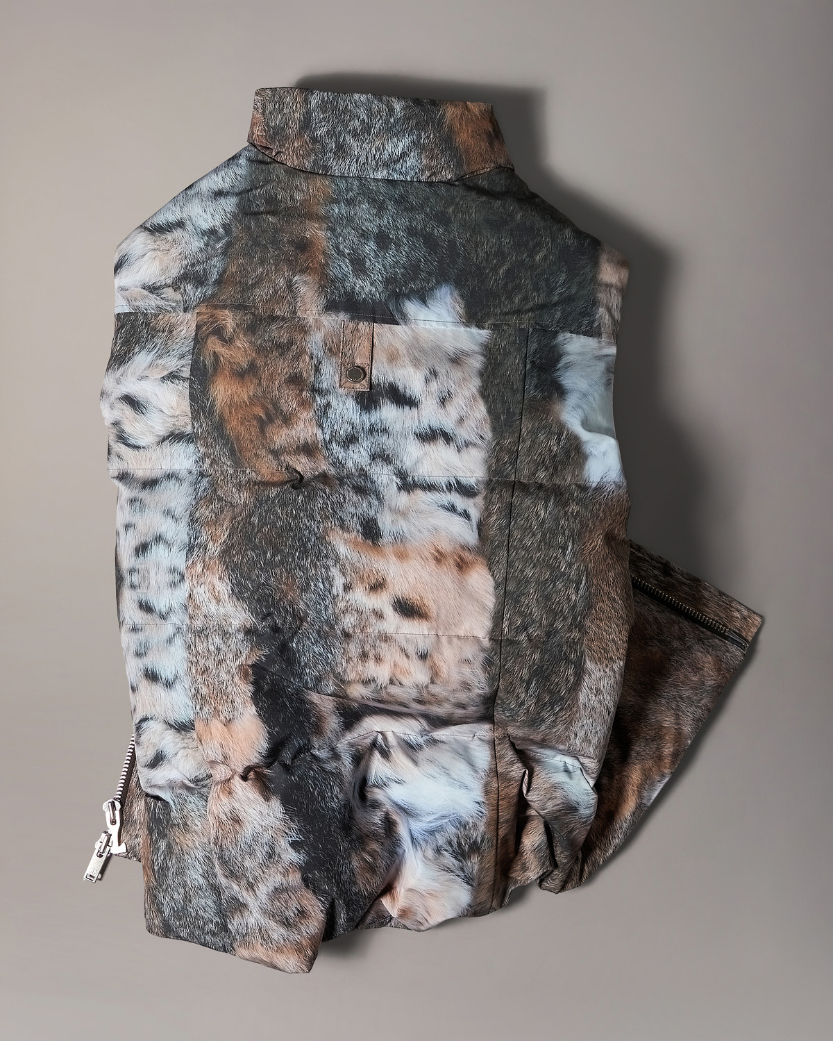 Moose Knuckles - M34MV474H - Original Westmount Camo Down Vest - MENS -  - Detail10