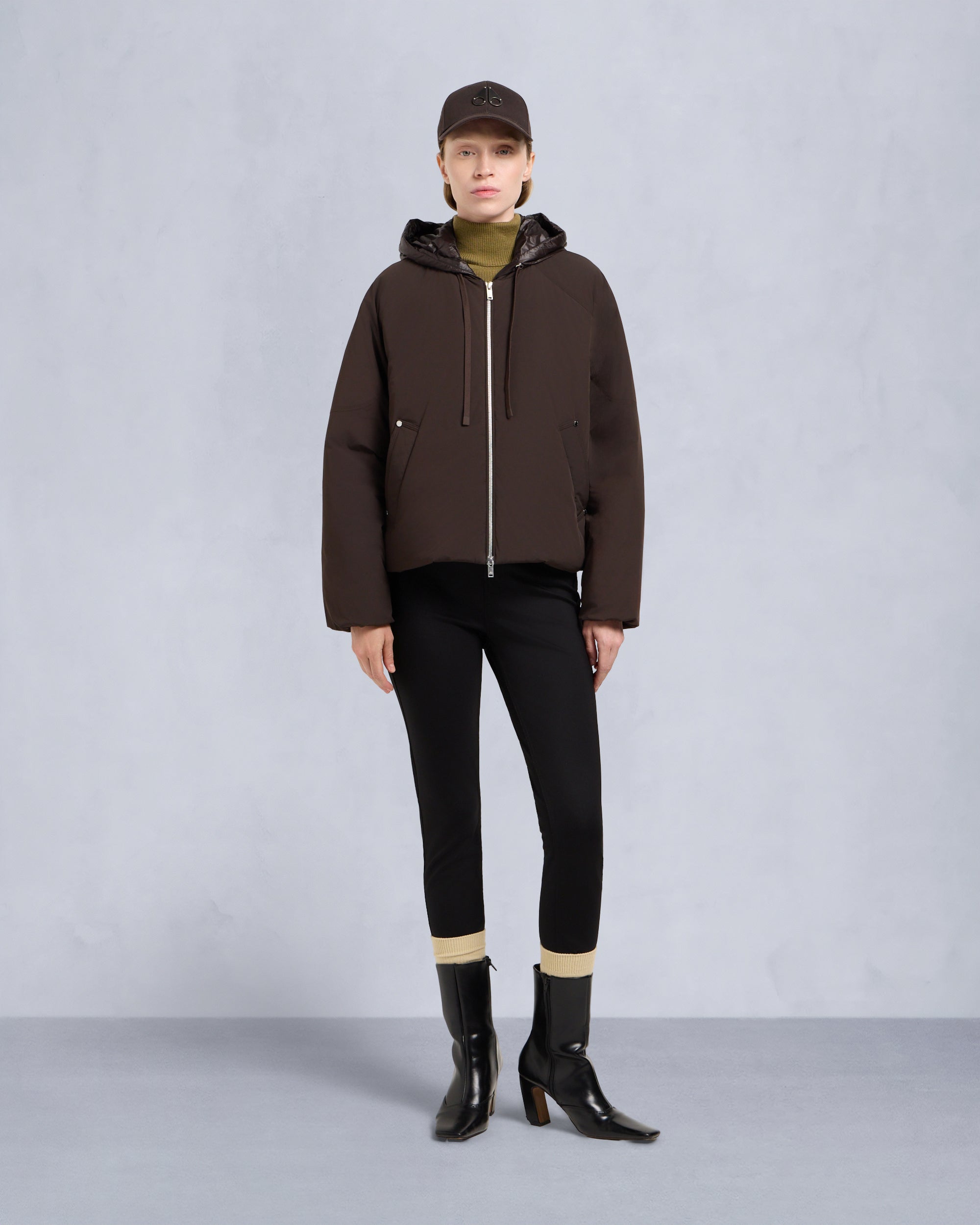 m35lb046_1713_front_category_a