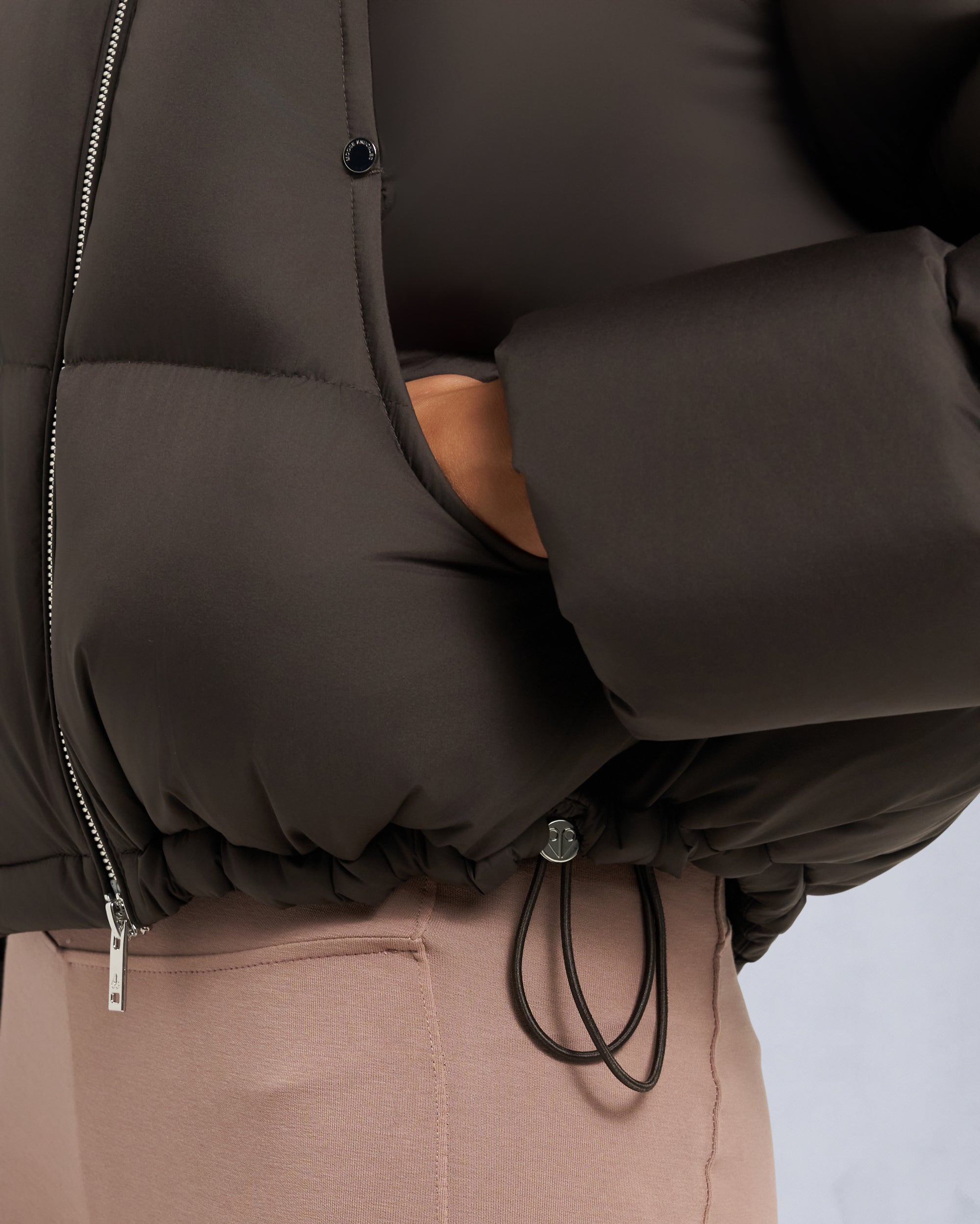 Akai Cropped Puffer | Women | Moose Knuckles