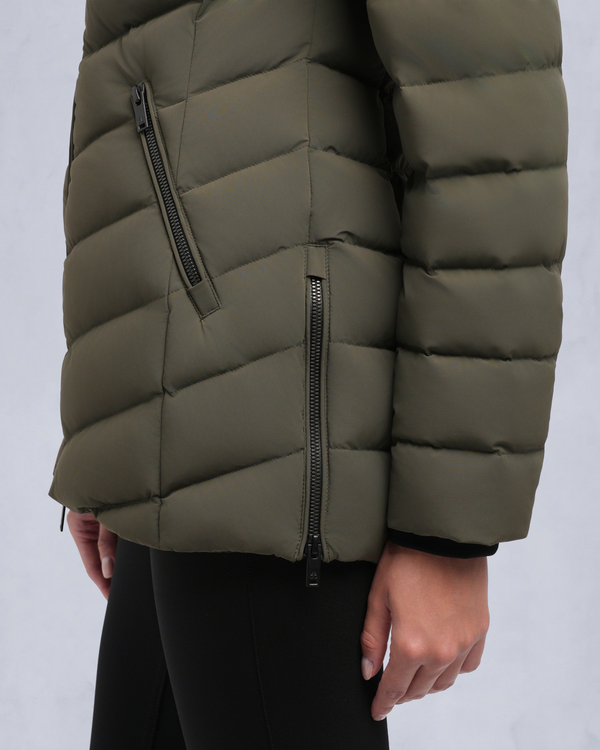Moose Knuckles - M35LJ206S - Roselawn 5 Jacket - WOMENS -  - Detail6