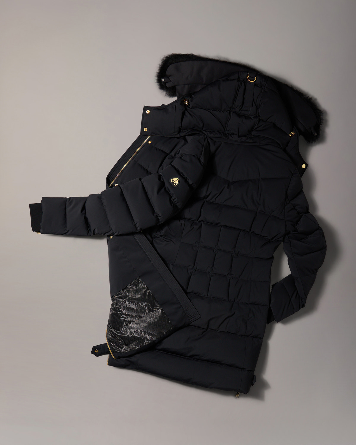 Moose Knuckles - M35LP228GS - GOLD SERIES NYLUXE WATERSHED SHEARLING TRIM PARKA - WOMENS -  - Detail10