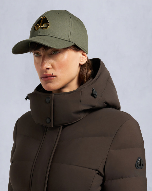 Moose Knuckles - M35LP228S - NYLUXE WATERSHED SHEARLING TRIM PARKA - WOMENS -  - Detail4