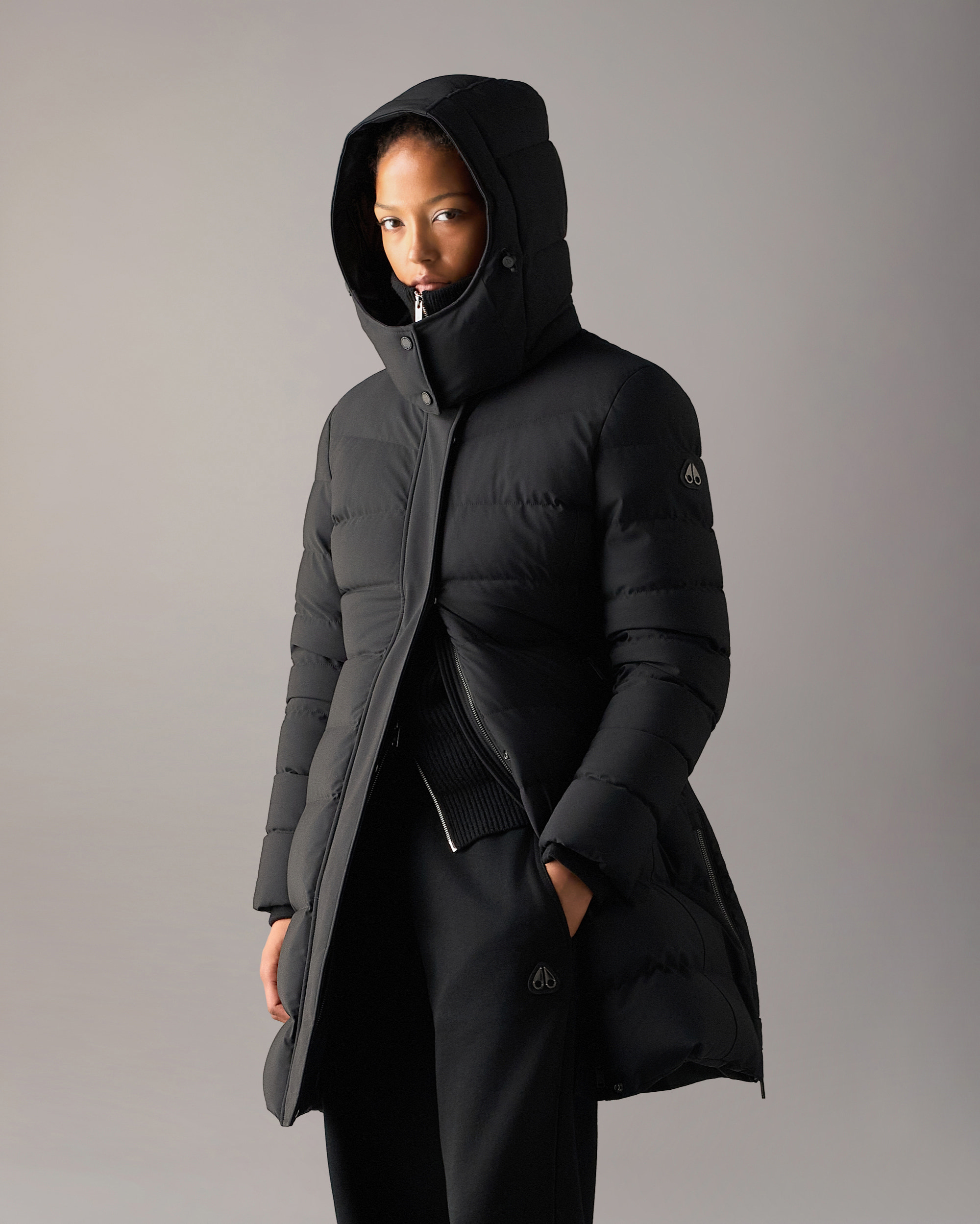 Moose Knuckles - M35LP228S - NYLUXE WATERSHED SHEARLING TRIM PARKA - WOMENS -  - Detail4