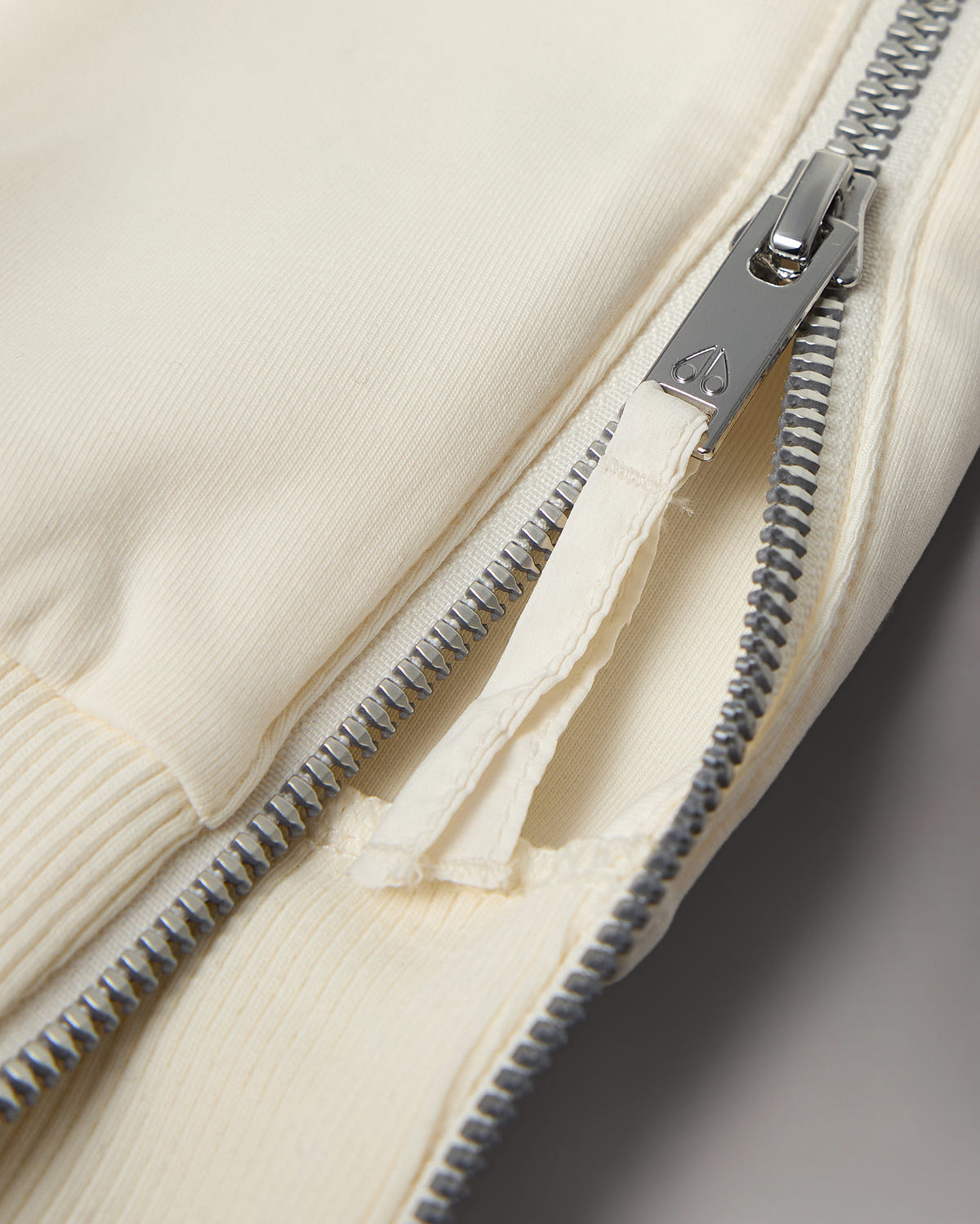 Moose Knuckles - M35LR800 - Mixed Media Joggers - WOMENS -  - Detail3