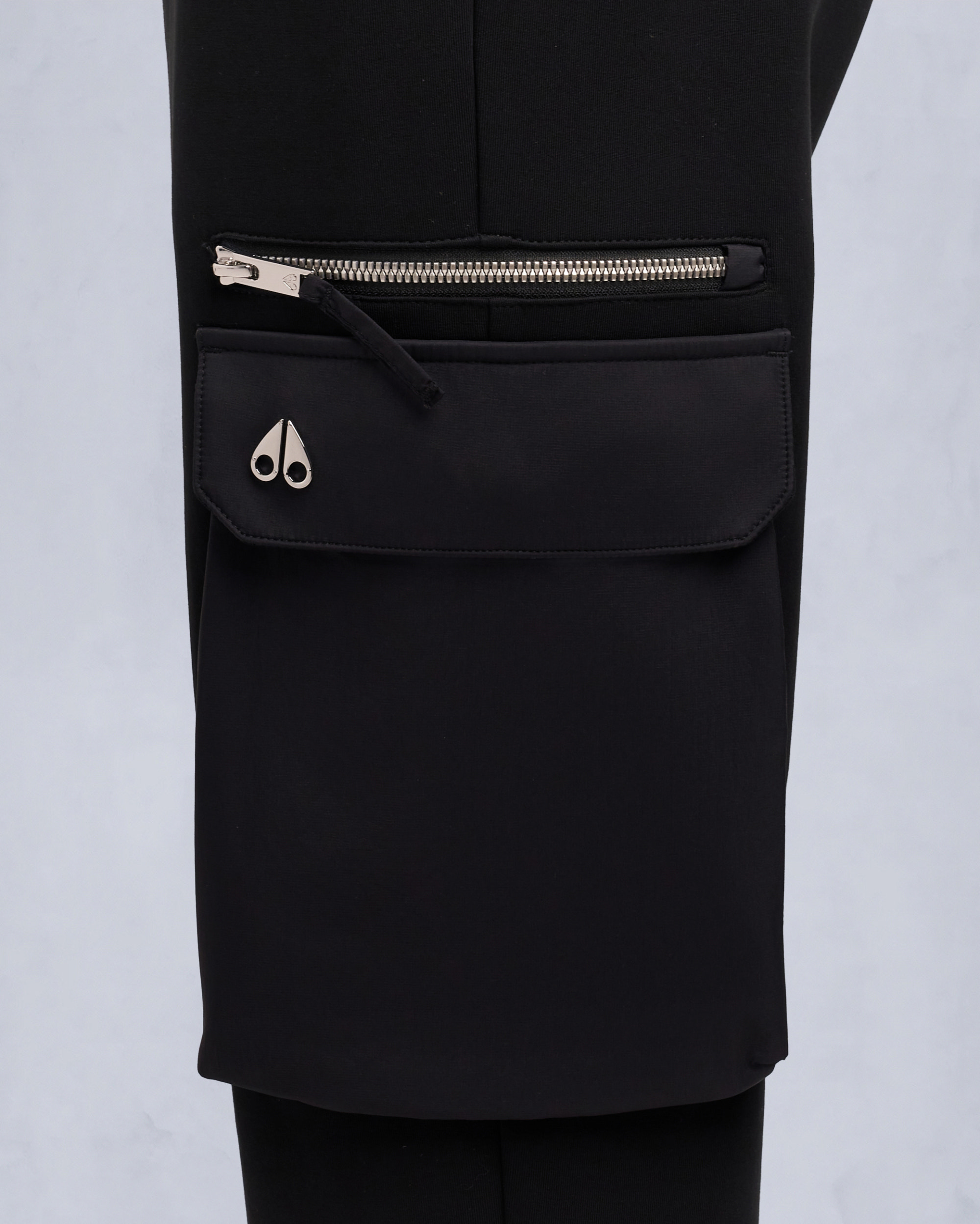 Moose Knuckles - M35LR800 - MixMedia Joggers - WOMENS -  - Detail3