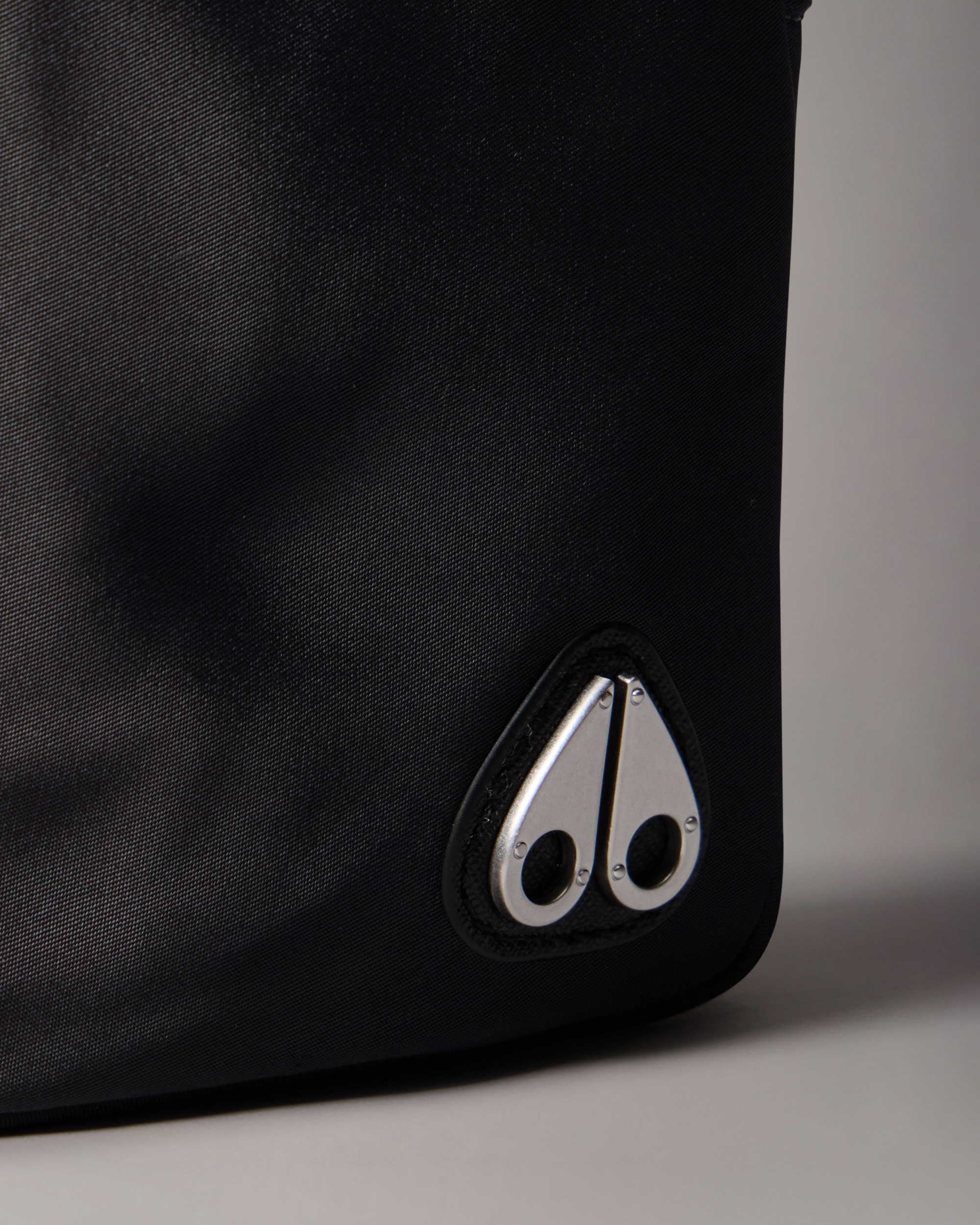 Moose Knuckles - M35MA516 - Dial Crossbody Bag - ACCESSORIES -  - Detail1