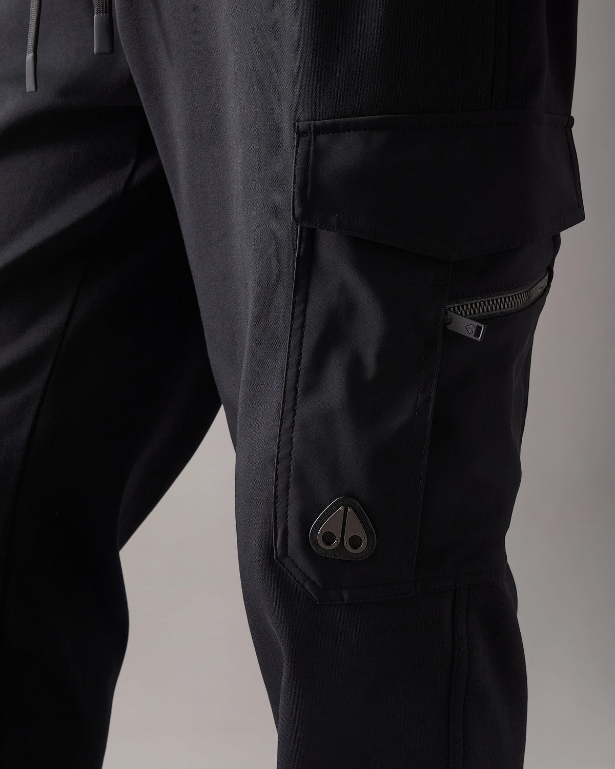 Moose Knuckles - M35MR759 - Dalon Cargo Joggers - MENS -  - Detail6