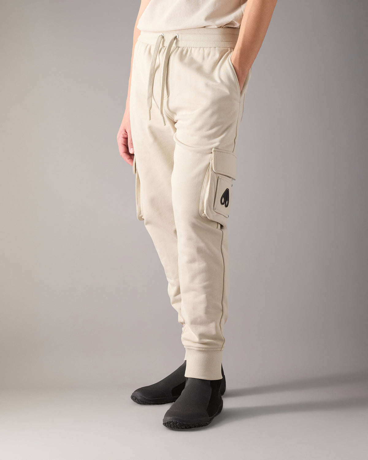 Moose Knuckles - M35MR777 - Hartsfield Cargo Joggers - MENS -  - Front