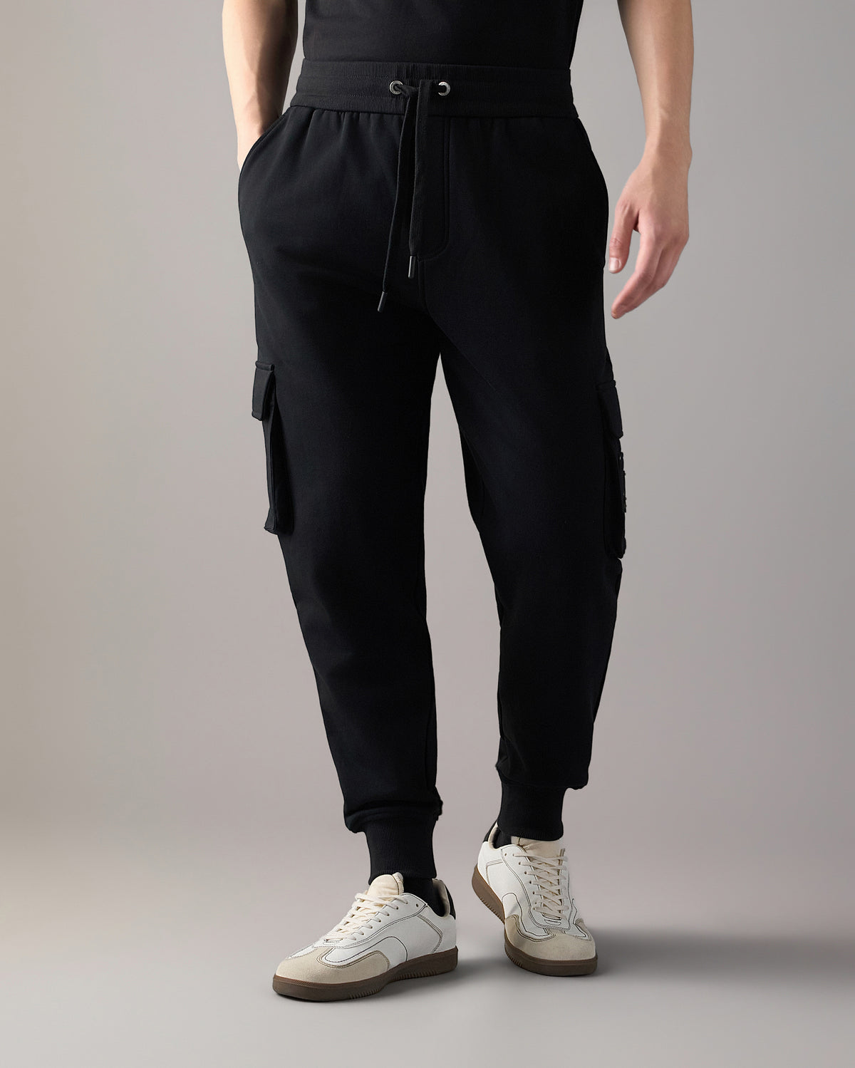Moose Knuckles - M35MR777 - Hartsfield Cargo Joggers - MENS -  - Front Category