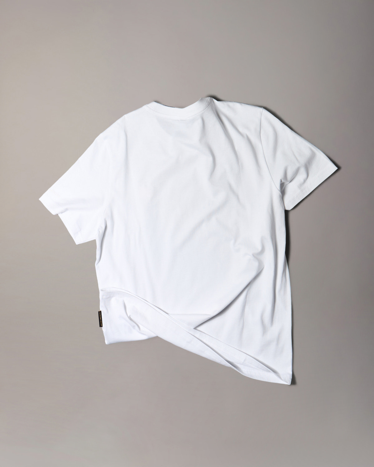Moose Knuckles - M35MT777G - Gold Series Crescent T-Shirt - MENS -  - Detail10