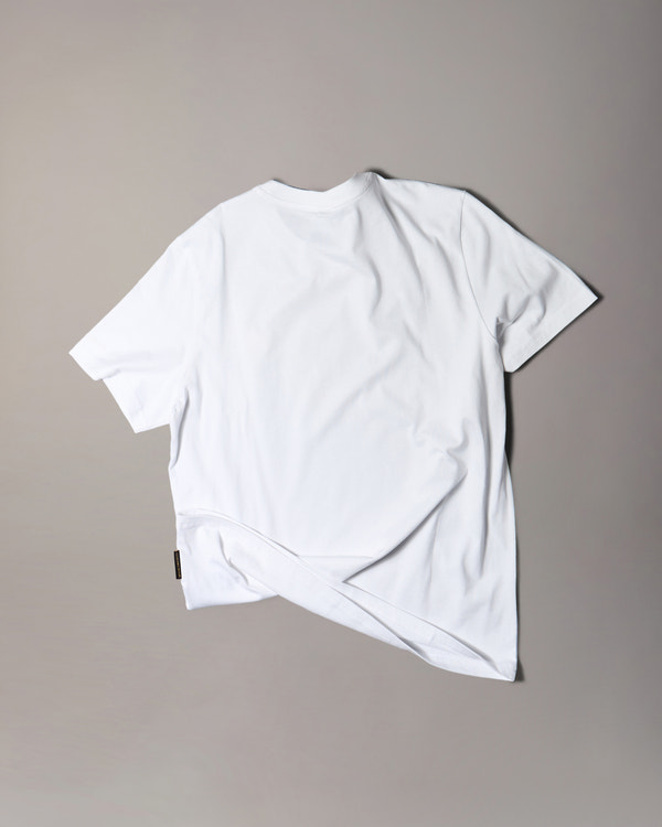 Moose Knuckles - M35MT777G - Gold Series Crescent T-Shirt - MENS -  - Detail10