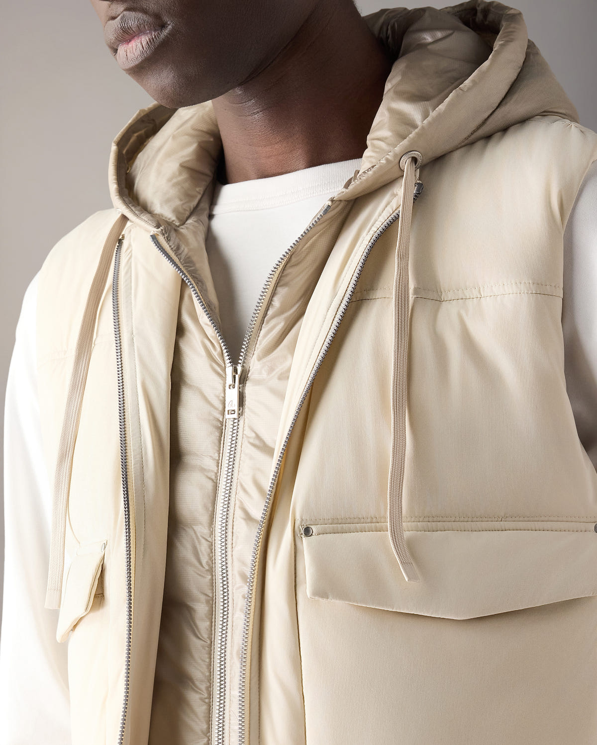 Moose Knuckles - M35MV481 - Brixton Vest - MENS -  - Detail6