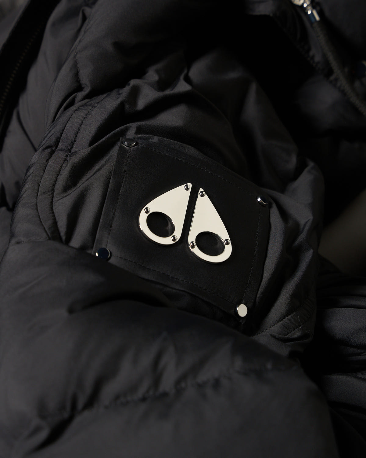 Moose Knuckles - M36LB006W - Everest Hooded Down Puffer - WOMENS -  - Detail2
