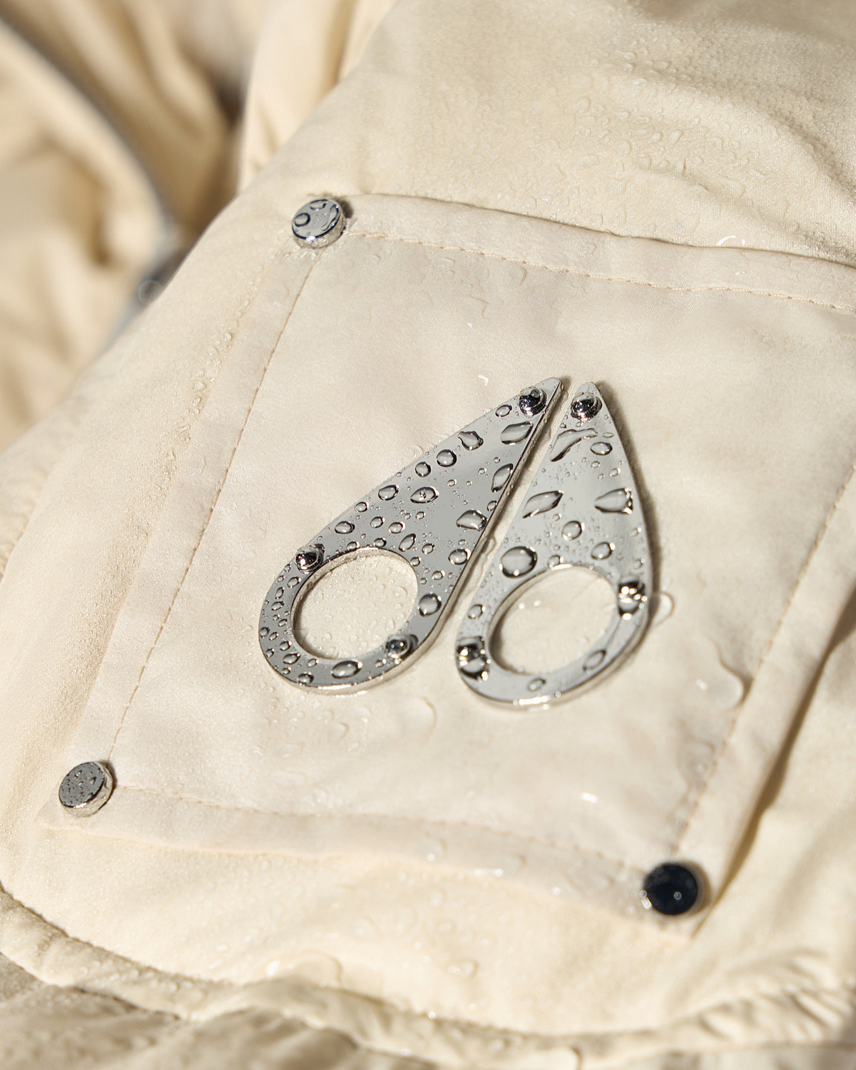 Moose Knuckles - M36LB006W - Everest Hooded Down Puffer - WOMENS -  - Detail2