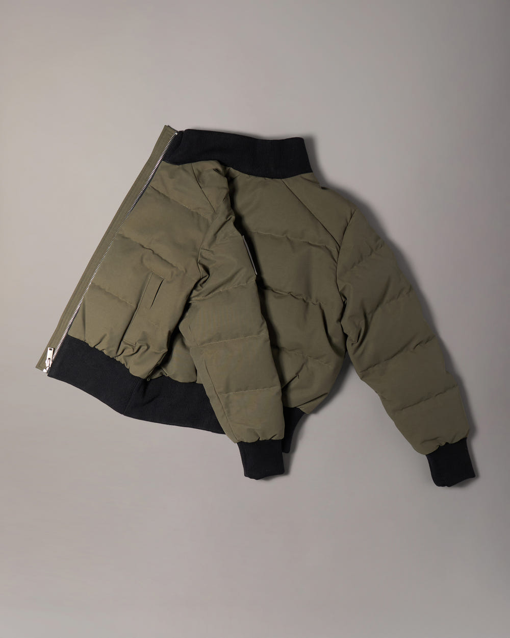 Moose Knuckles - M36LB029 - Banff Down Bomber - WOMENS -  - Detail10