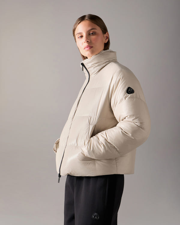 Moose Knuckles - M36LJ110 - Queens Reversible Down Puffer - WOMENS -  - Detail4