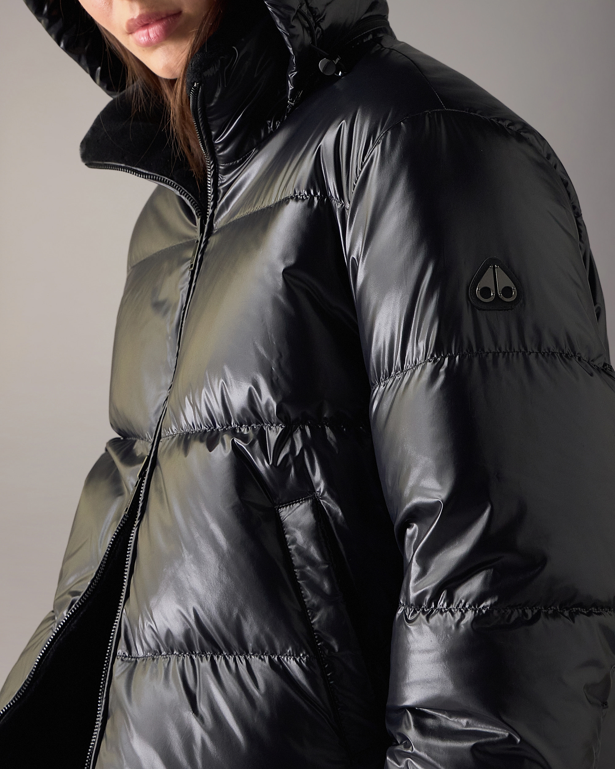 Moose Knuckles - M36LJ110 - Queens Reversible Down Puffer - WOMENS -  - Detail1