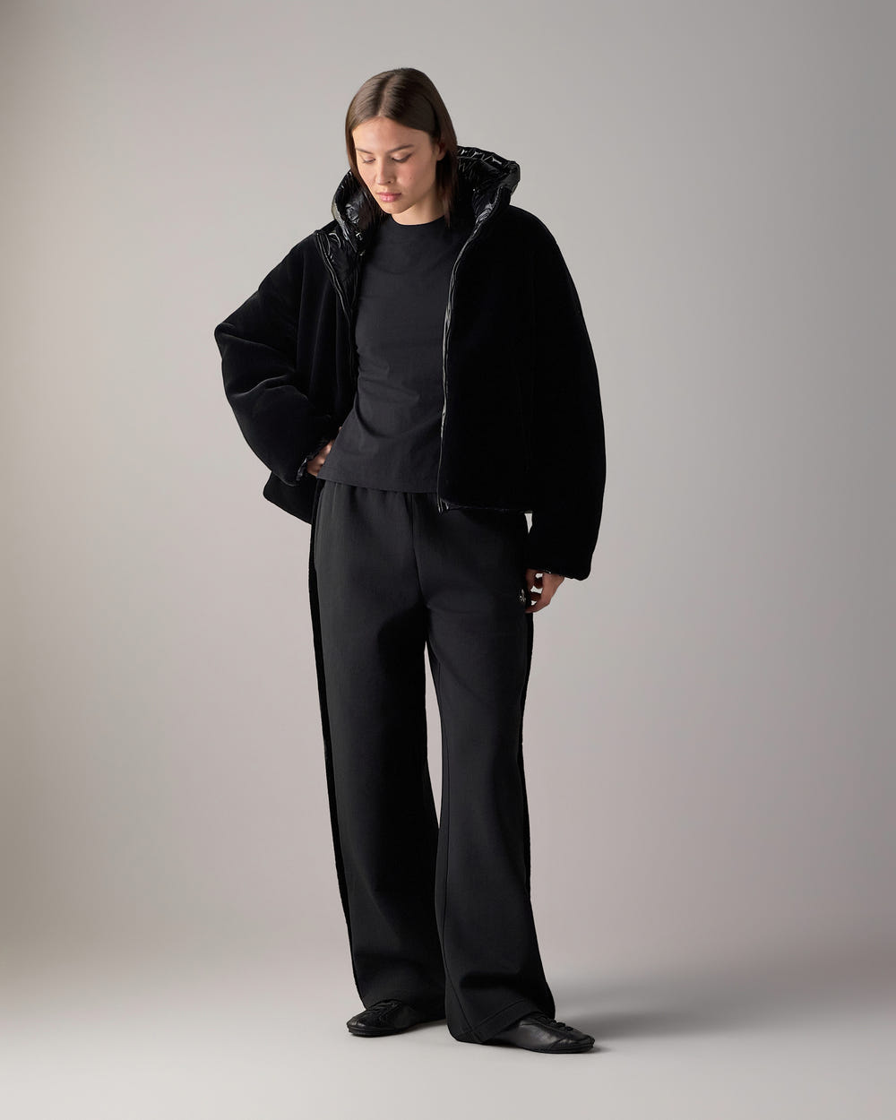 Moose Knuckles - M36LJ110 - Queens Reversible Down Puffer - WOMENS -  - Detail7