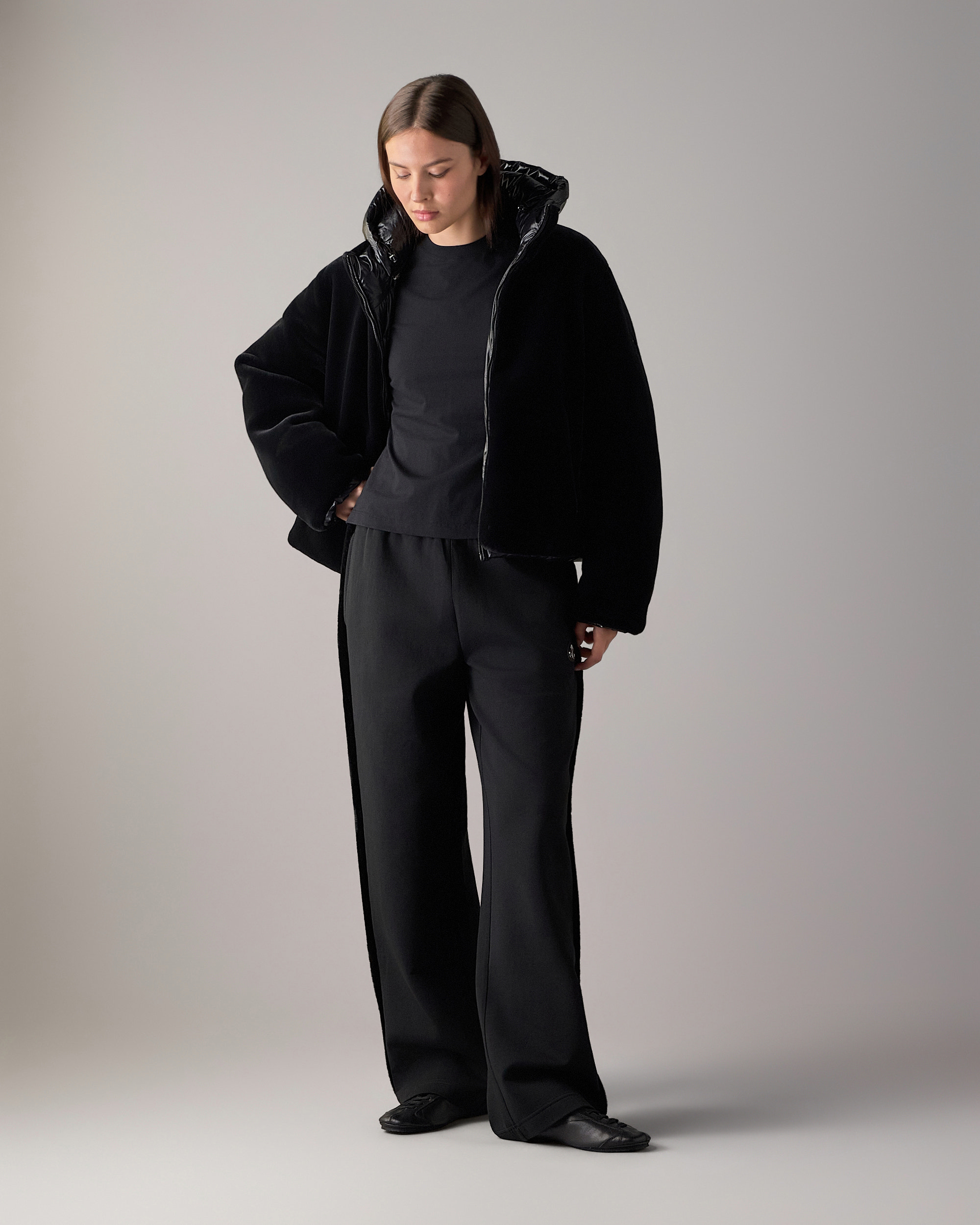 Moose Knuckles - M36LJ110 - Queens Reversible Down Puffer - WOMENS -  - Detail7