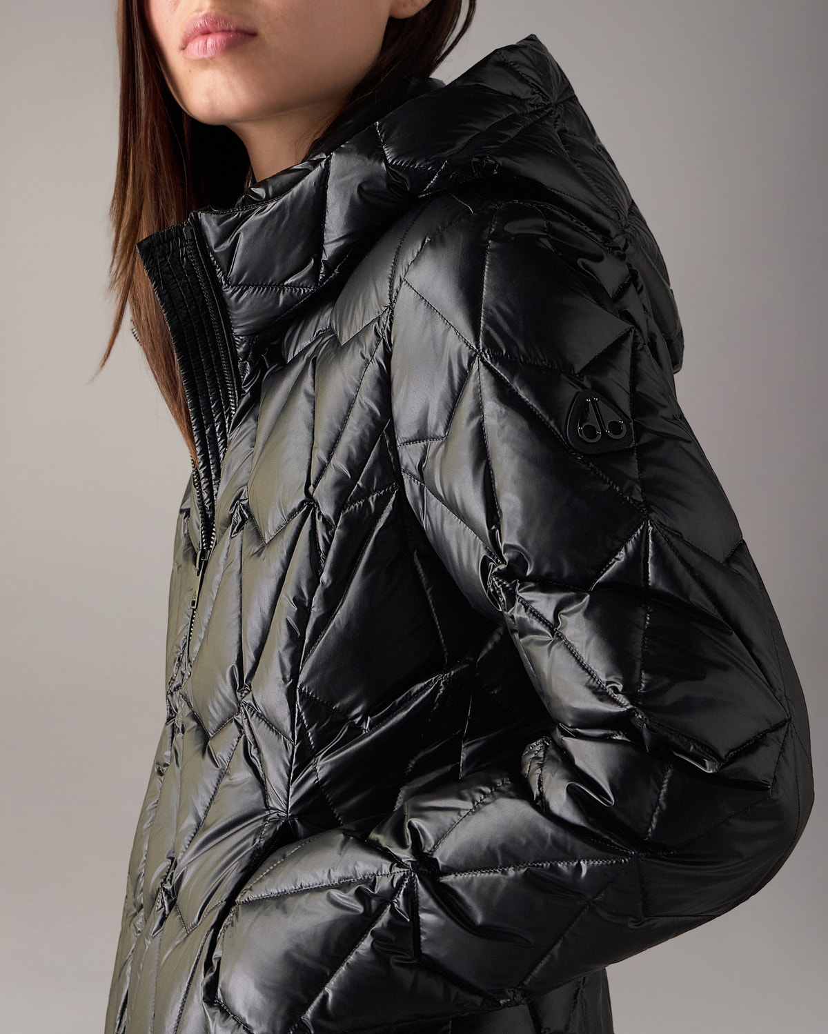 Moose Knuckles - M36LJ156 - Lightweight Iceberg Quilt Down Jacket - WOMENS -  - Detail1