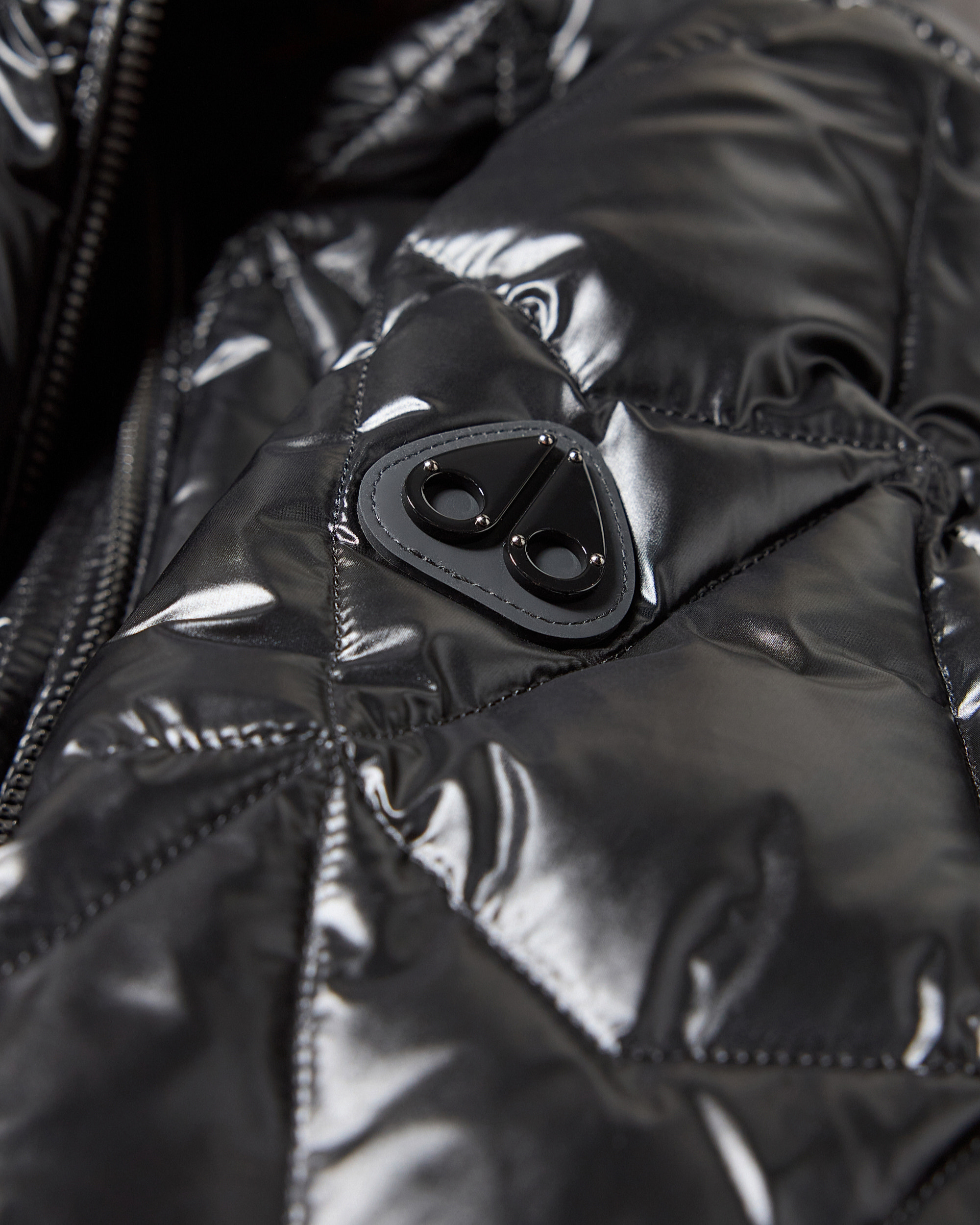 Moose Knuckles - M36LJ156 - Lightweight Iceberg Quilt Down Jacket - WOMENS -  - Detail2