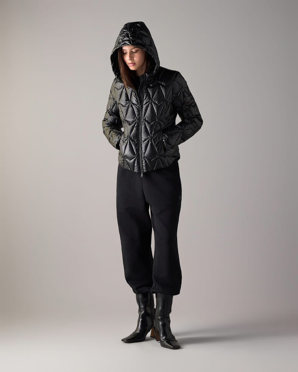 Moose Knuckles - M36LJ156 - Lightweight Iceberg Quilt Down Jacket - WOMENS -  - Front