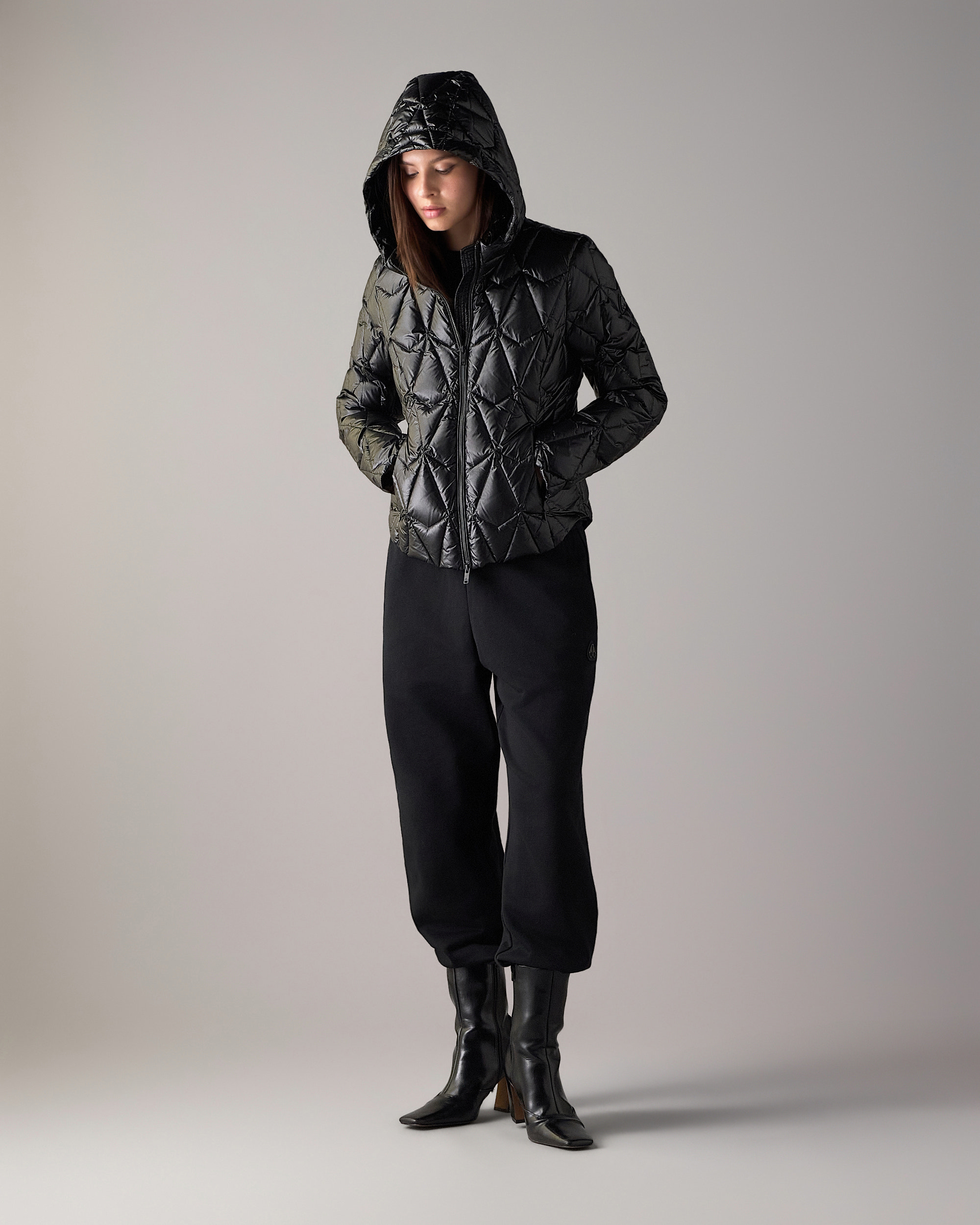 Moose Knuckles - M36LJ156 - Lightweight Iceberg Quilt Down Jacket - WOMENS -  - Front