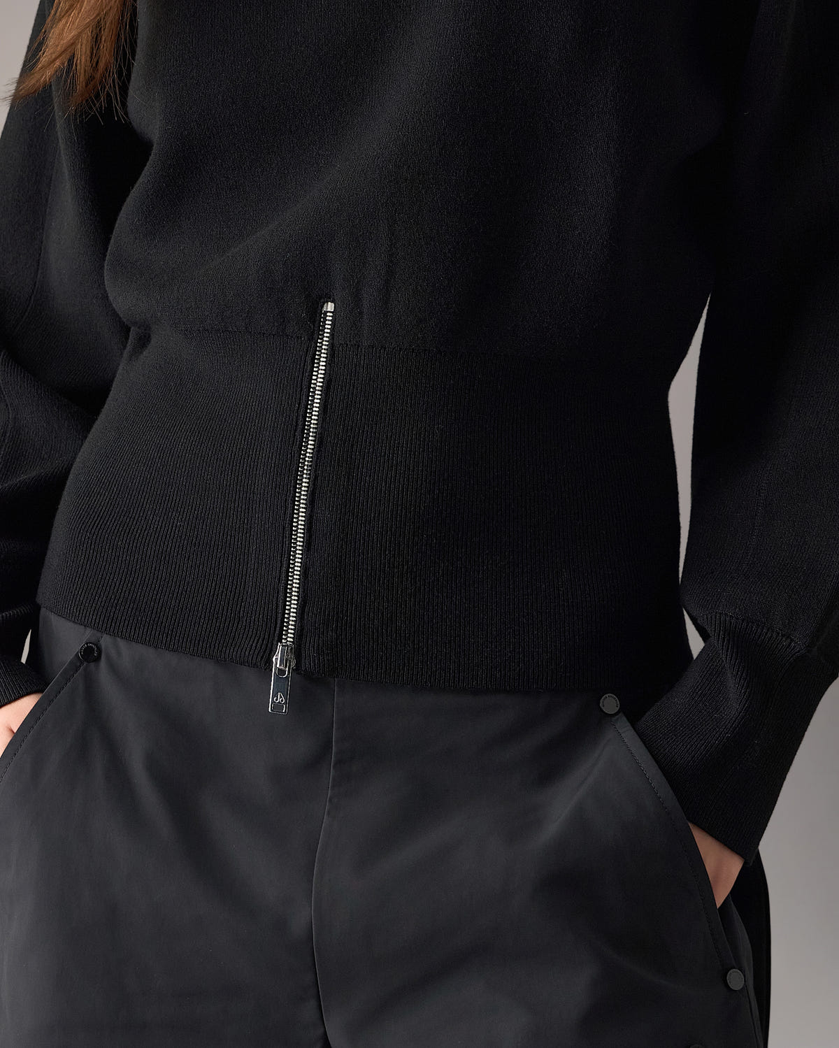 Moose Knuckles - M36LK675 - Corner Crewneck Knit Sweatshirt - WOMENS -  - Detail1