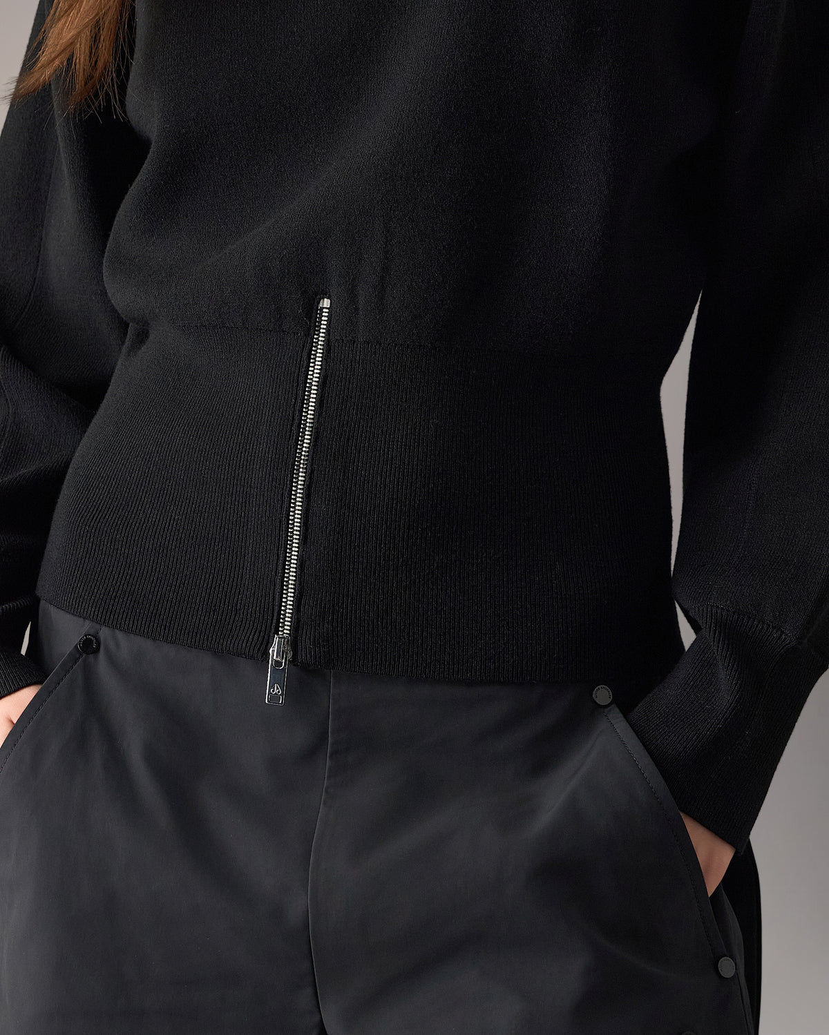 Moose Knuckles - M36LK675 - Corner Crewneck Knit Sweatshirt - WOMENS -  - Detail1