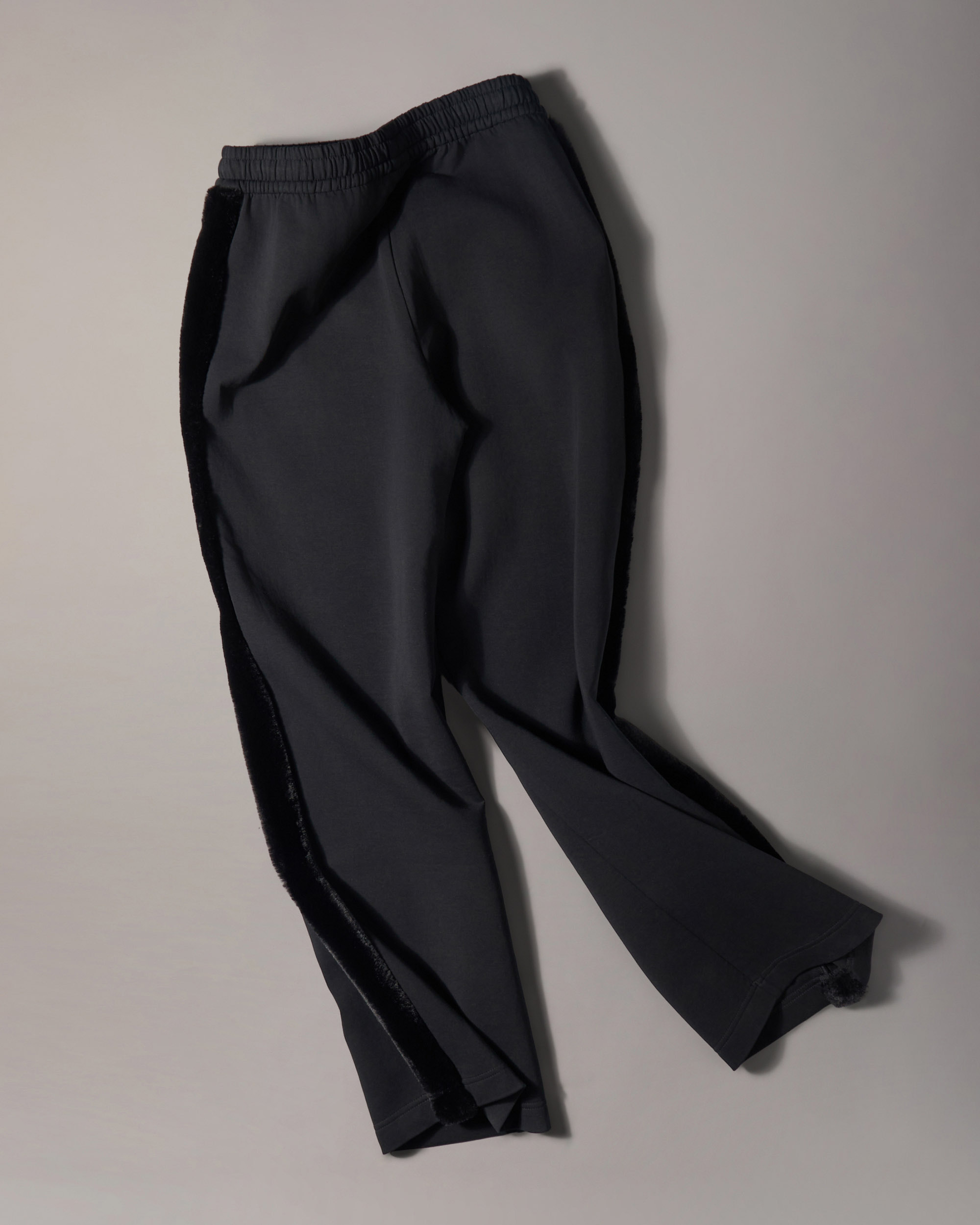 Moose Knuckles Womens MIX MEDIA BUNNY PANT  M36LR750 Detail10