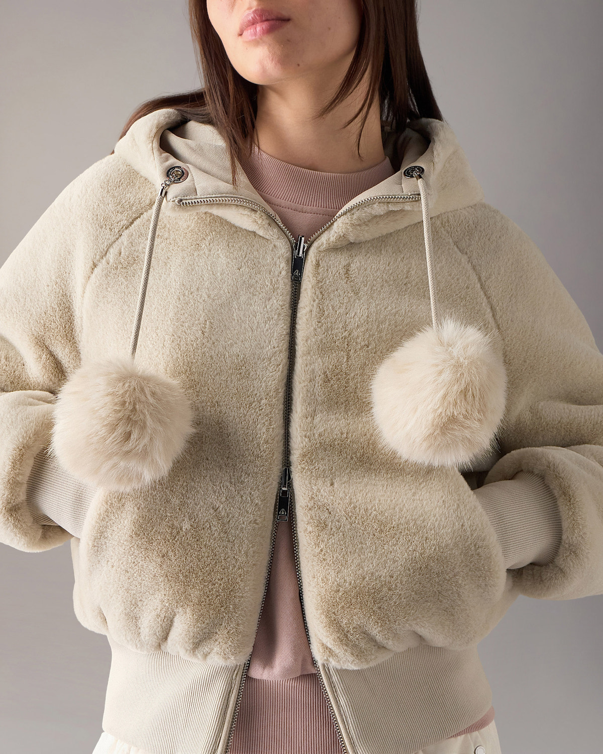 Moose Knuckles - M36LS611 - Gold Series Oro Bunny Reversible Hoodie - WOMENS -  - Detail9