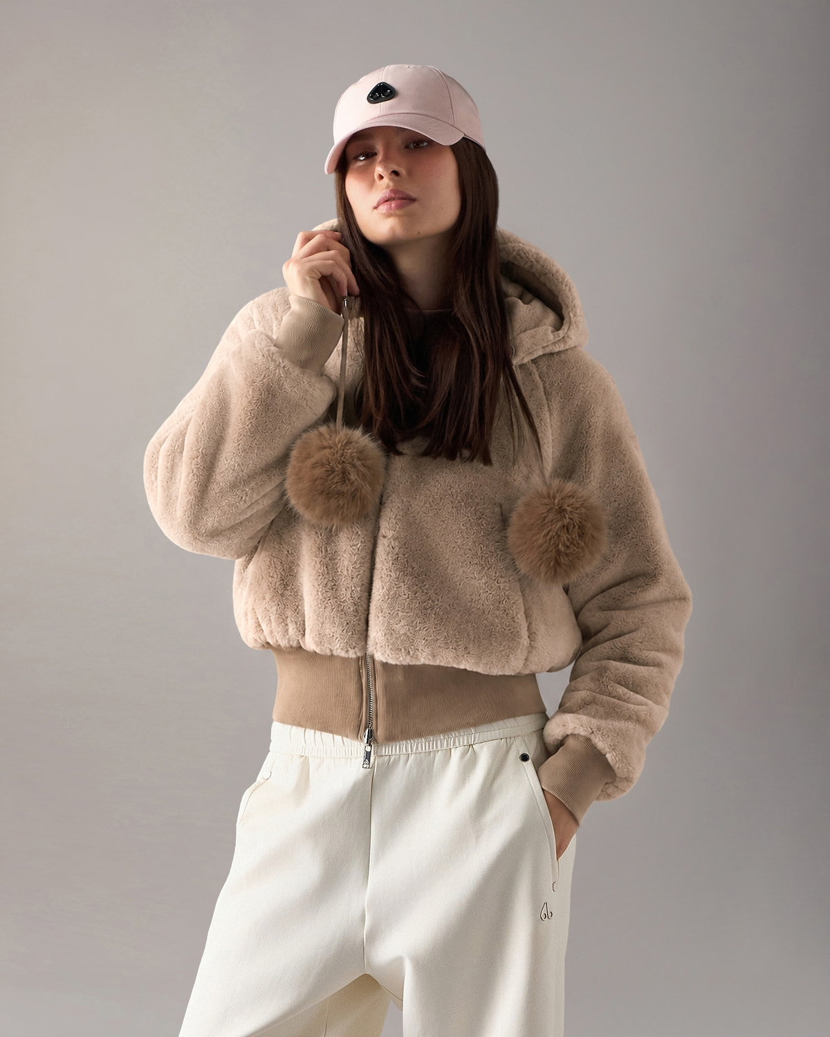 Moose Knuckles Womens Oro Bunny Reversible Hoodie  M36LS611 Detail6
