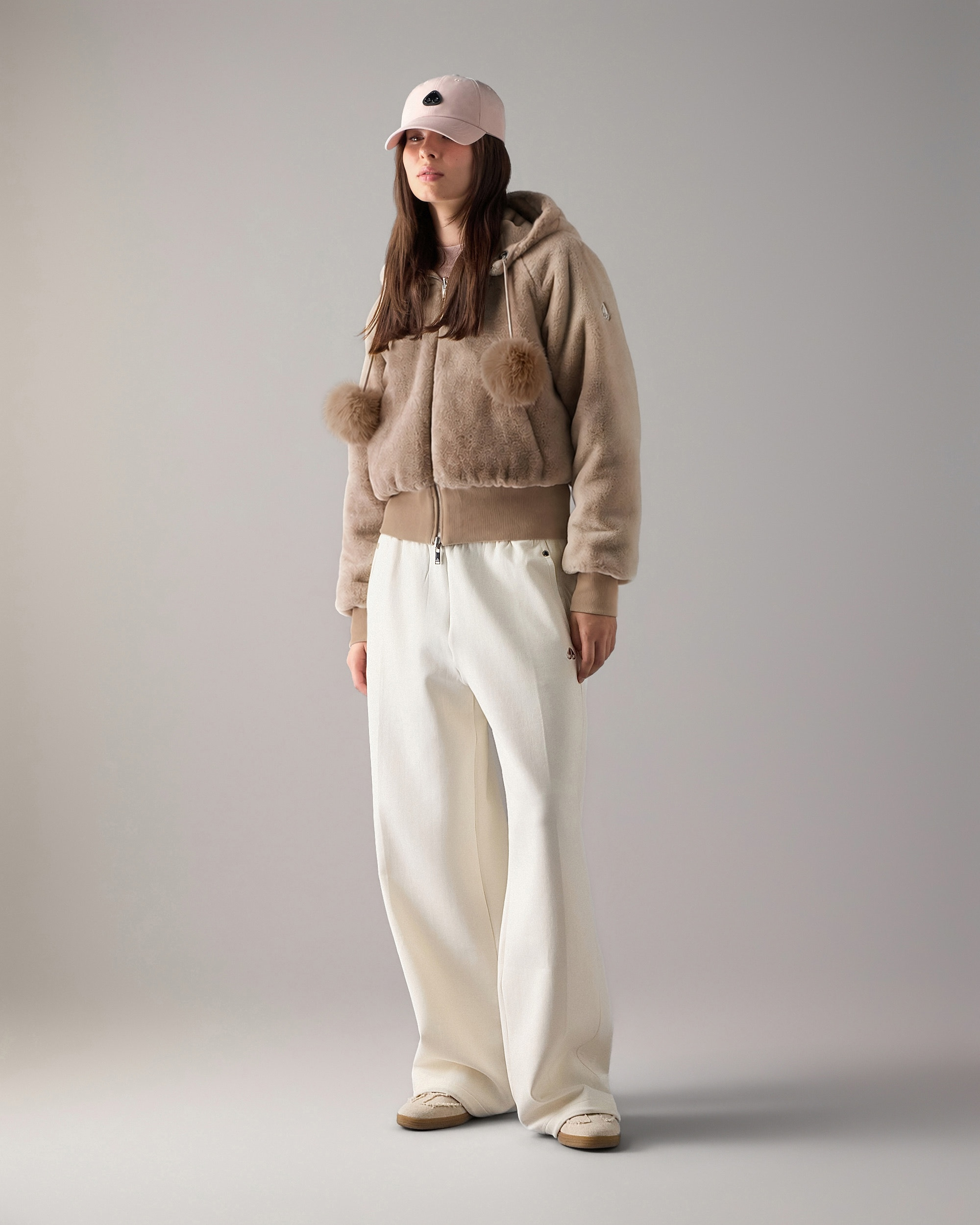 Moose Knuckles Womens Oro Bunny Reversible Hoodie  M36LS611 Detail7