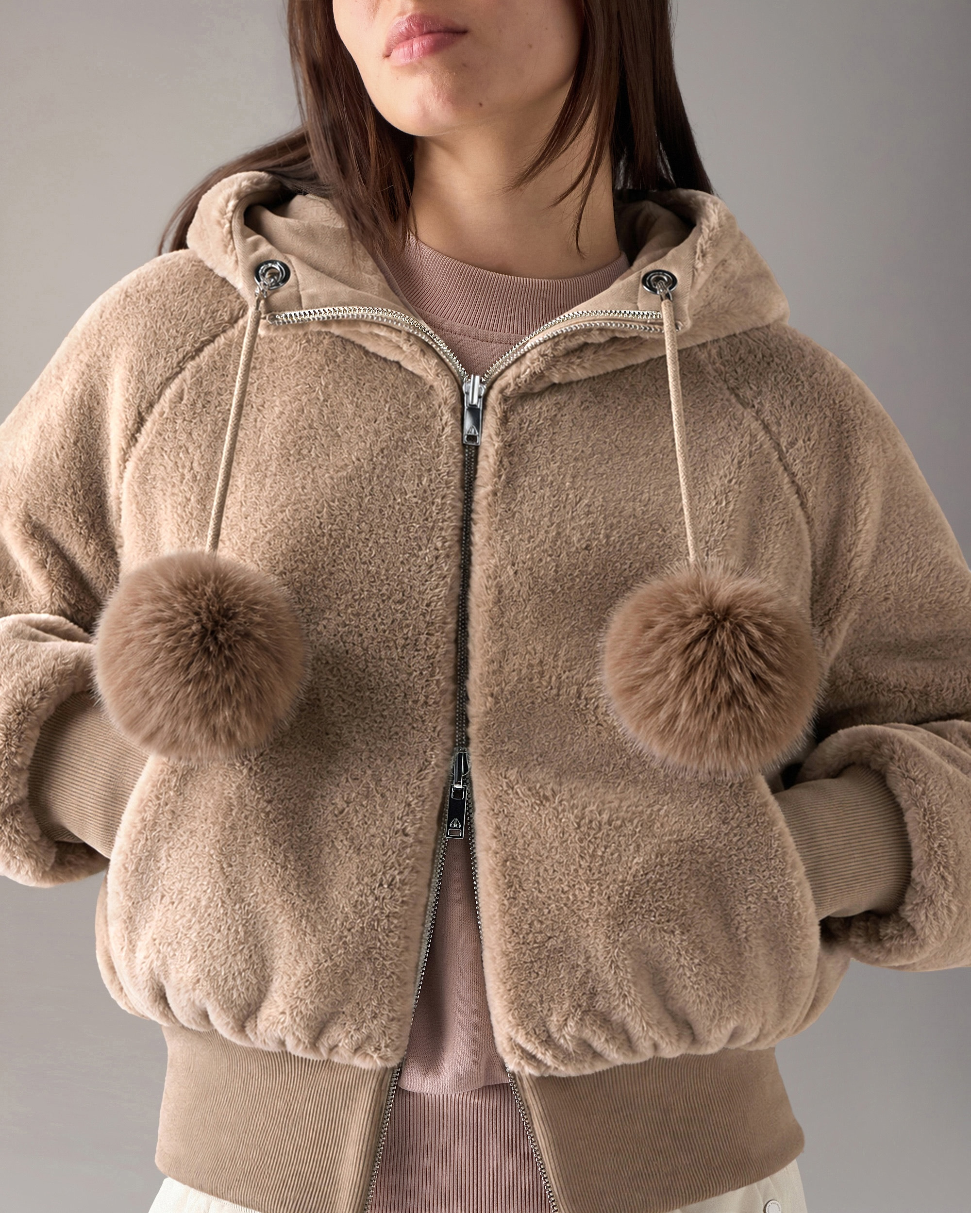 Moose Knuckles Womens Oro Bunny Reversible Hoodie  M36LS611 Detail9