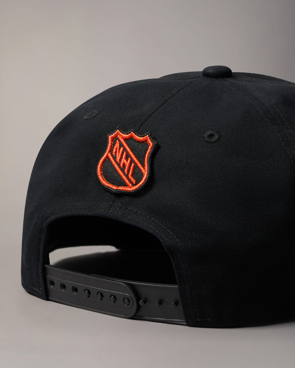 Moose Knuckles - M36MA546NC - NHL x Moose Knuckles Canadiens Baseball Cap - ACCESSORIES -  - Detail1