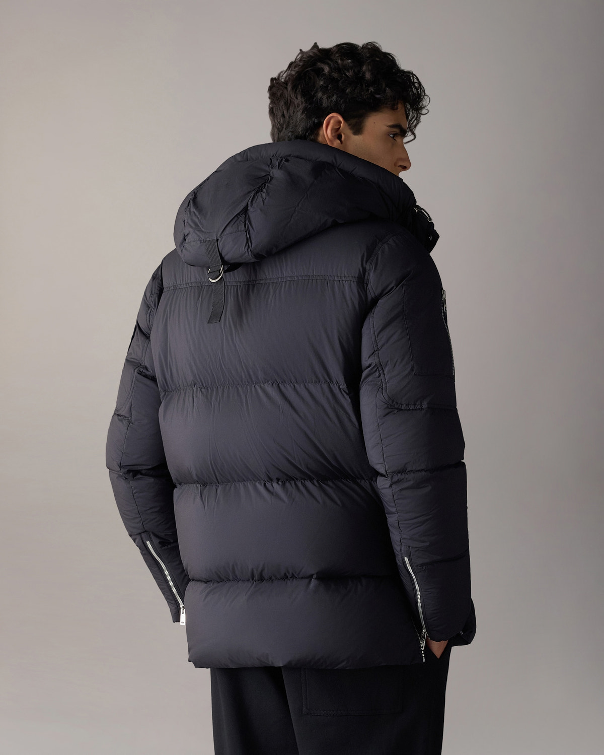 Moose Knuckles - M36MJ146 - Everest 3Q Down Puffer - MENS -  - Back