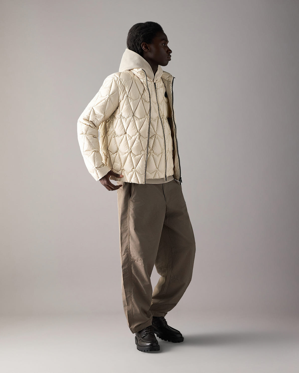 Moose Knuckles - M36MJ152 - Lightweight Iceberg Quilt Down Jacket - MENS -  - Front