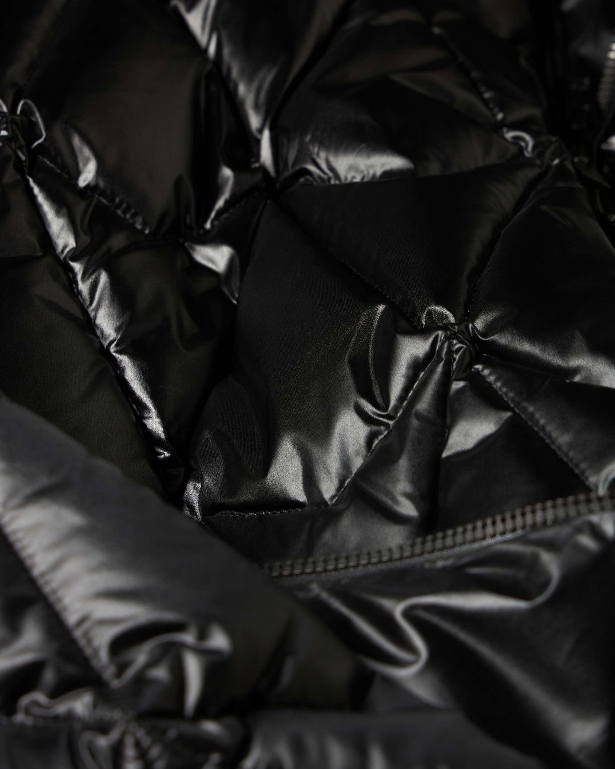 Moose Knuckles - M36MJ152 - Lightweight Iceberg Quilt Down Jacket - MENS -  - Detail3