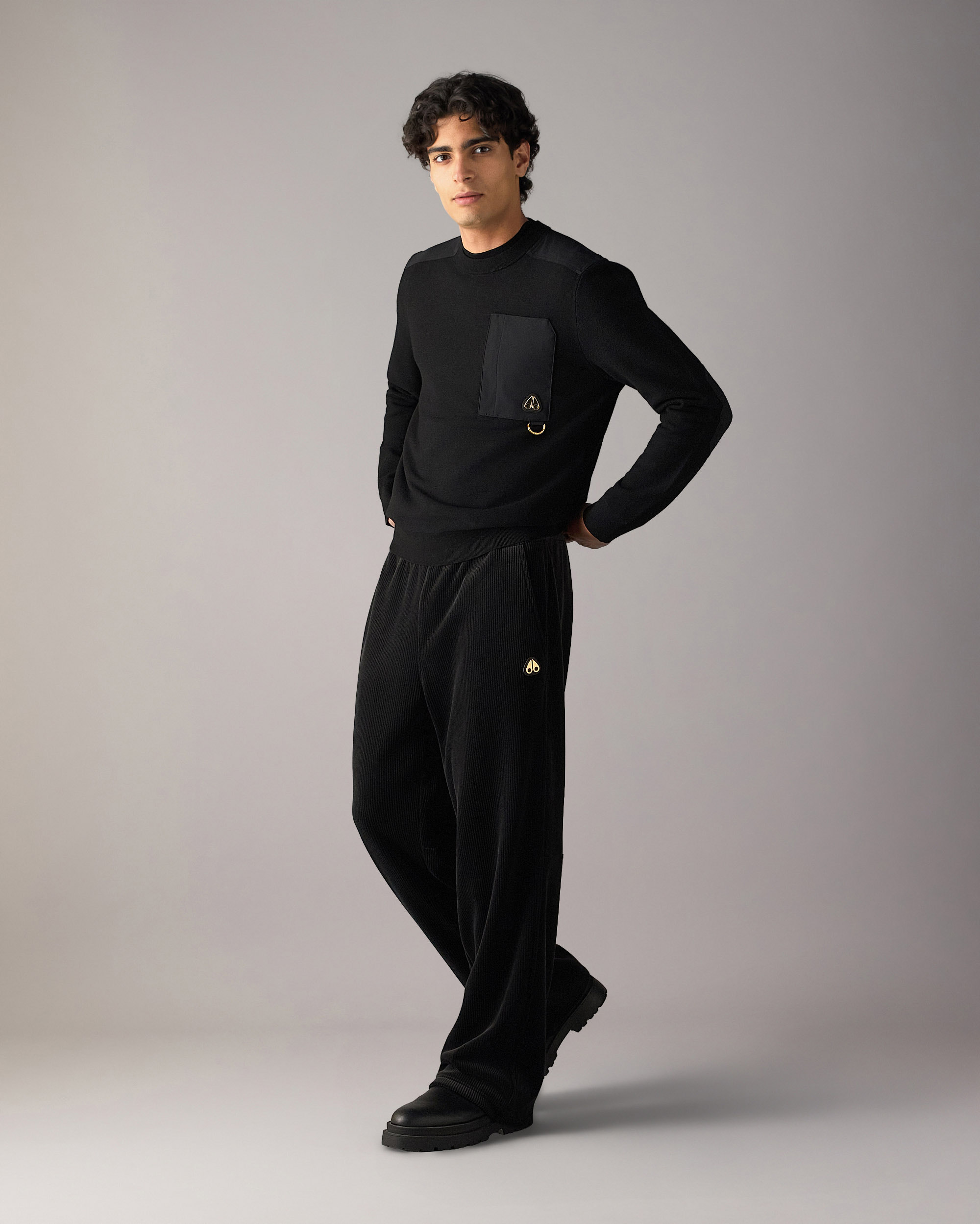 Moose Knuckles Mens ELOWAN CREW GOLD  M36MK667G Front