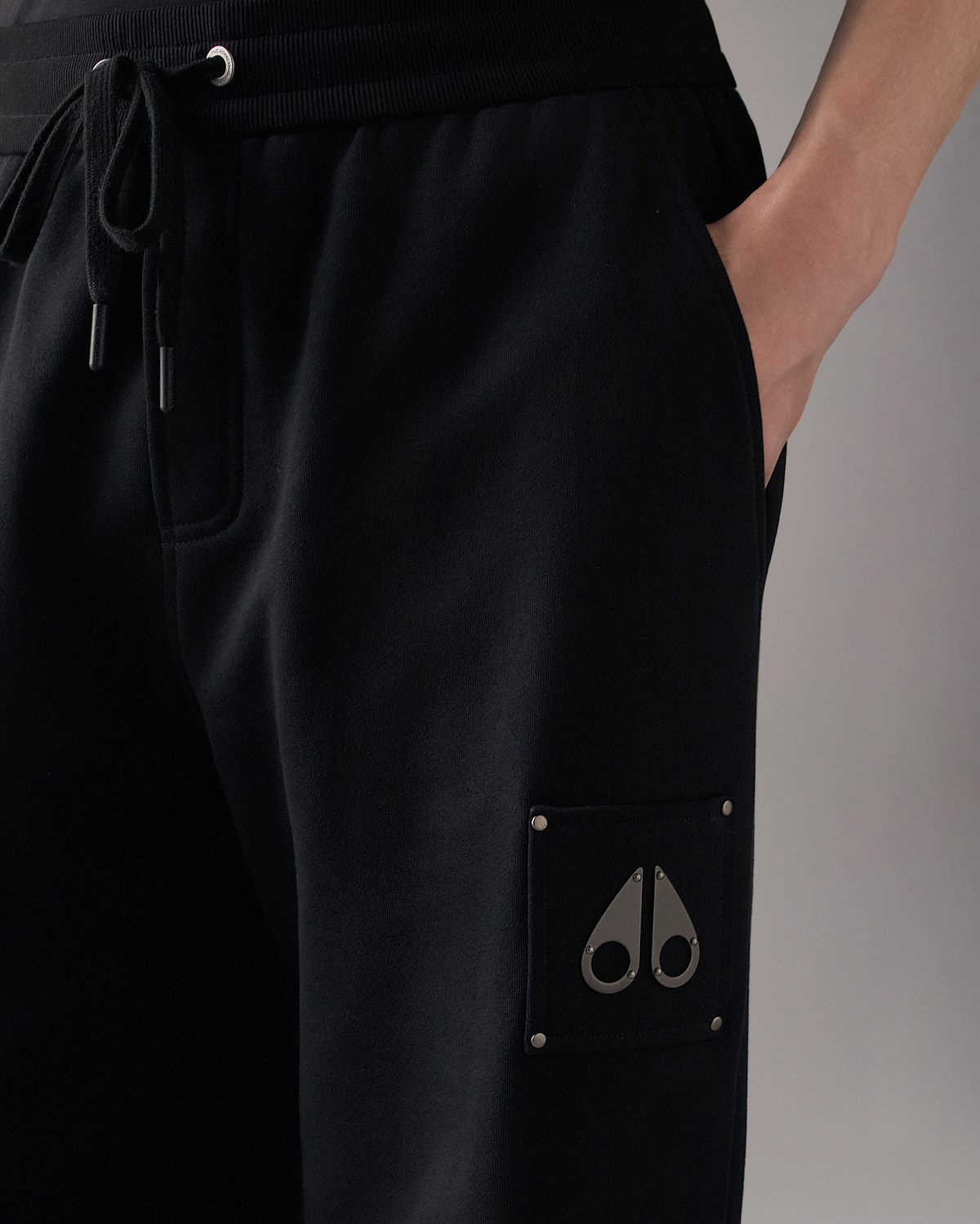 Moose Knuckles - M36MR778 - Hartsfield Straight-Leg Pants - MENS -  - Detail1