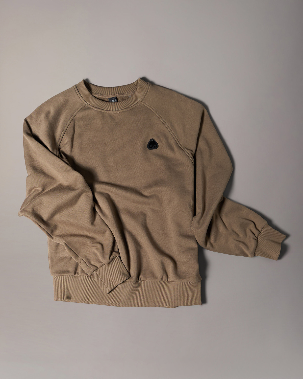Moose Knuckles Mens Yul Crewneck Sweatshirt  M36MS637 - GM