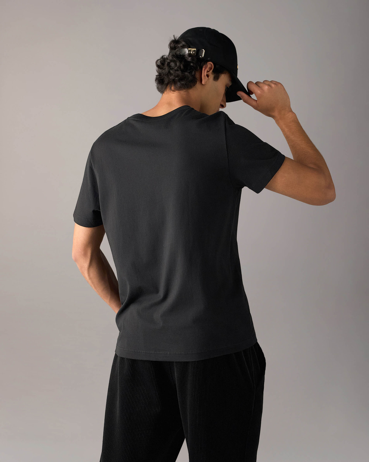 Moose Knuckles - M36MT722G - Gold Series Icebreak Logo T-Shirt - MENS -  - Back