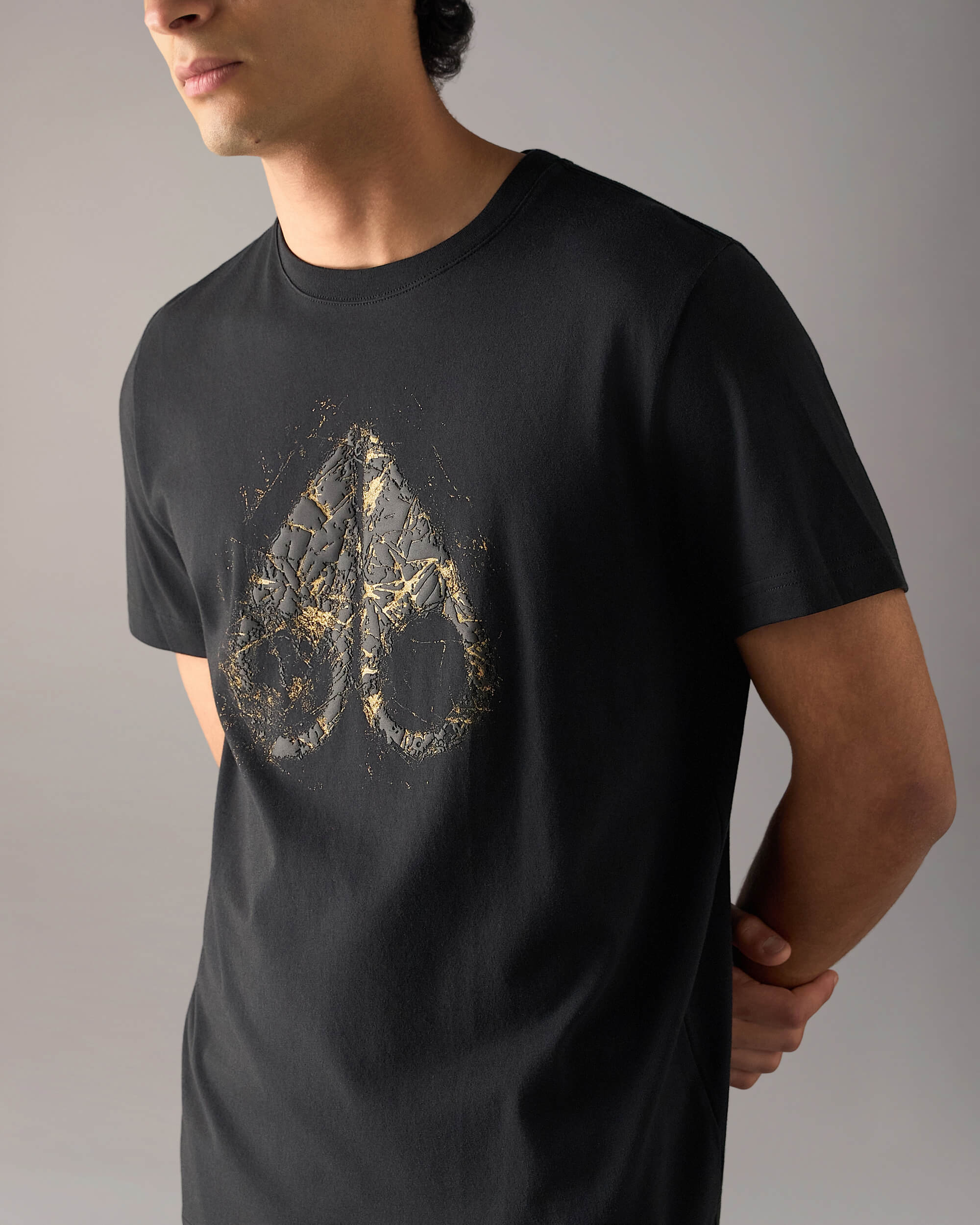 Moose Knuckles - M36MT722G - Gold Series Icebreak Logo T-Shirt - MENS -  - Detail1