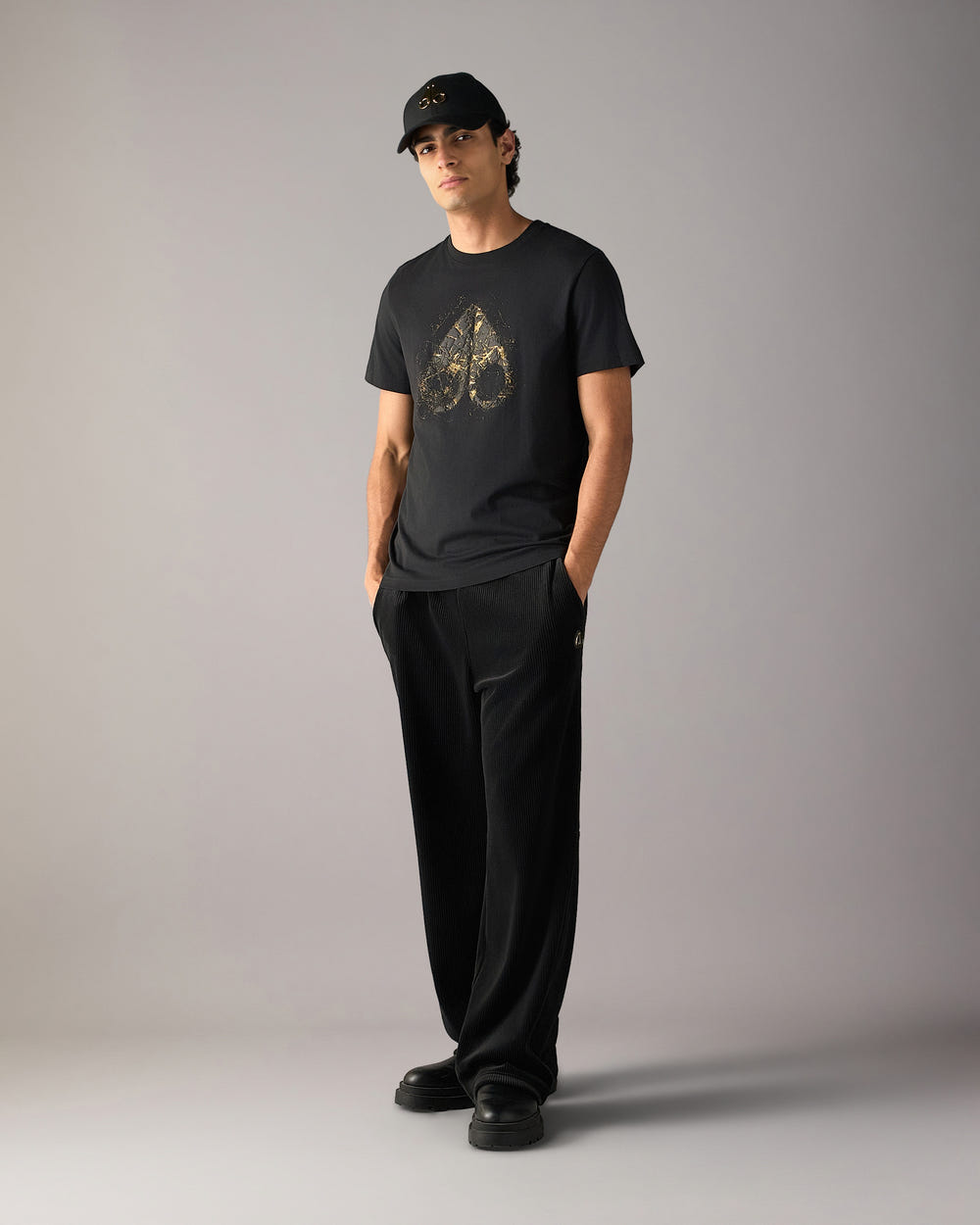 Moose Knuckles - M36MT722G - Gold Series Icebreak Logo T-Shirt - MENS -  - Front