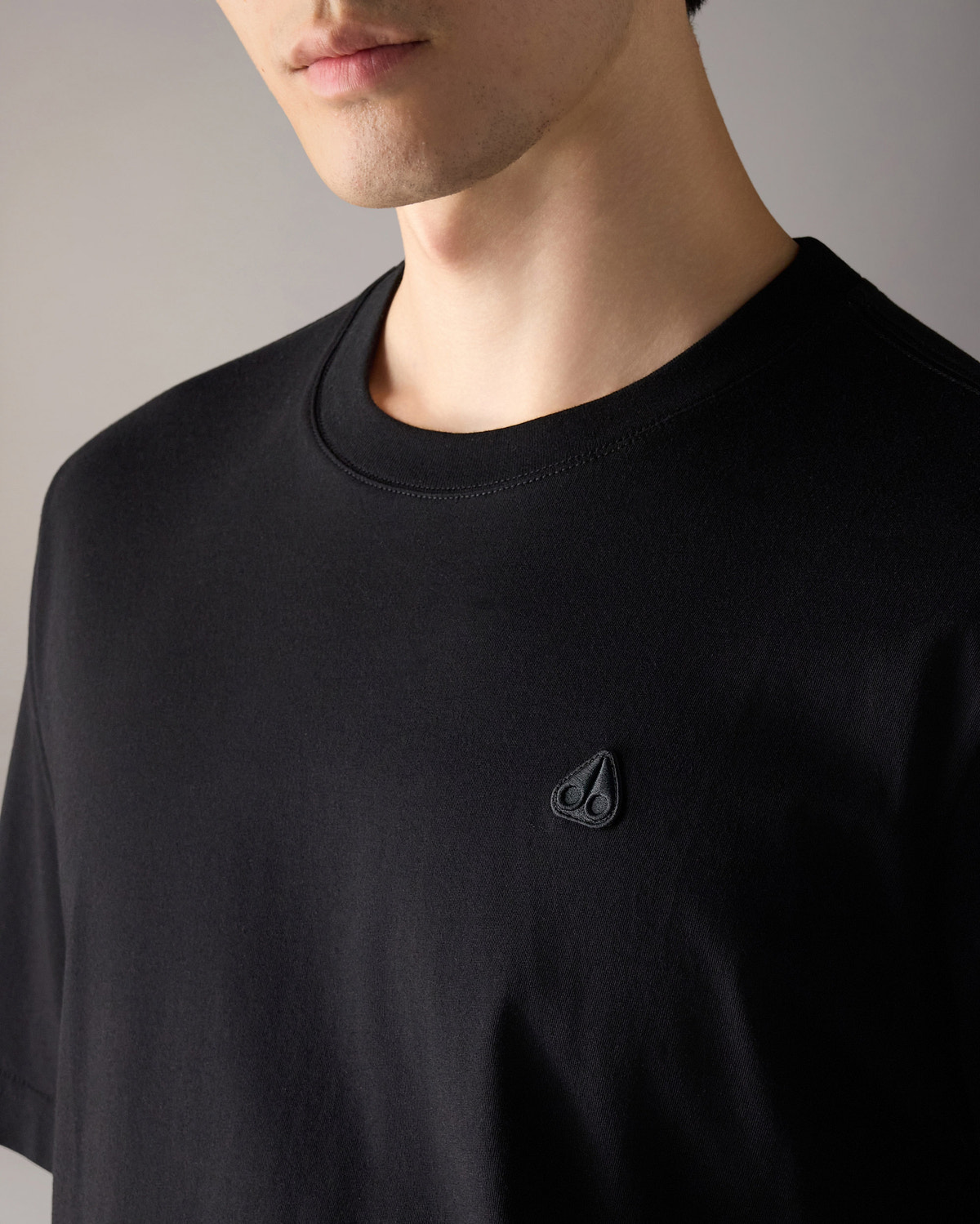 Moose Knuckles - M36MT741 - Yul Classic T-Shirt - MENS -  - Detail1